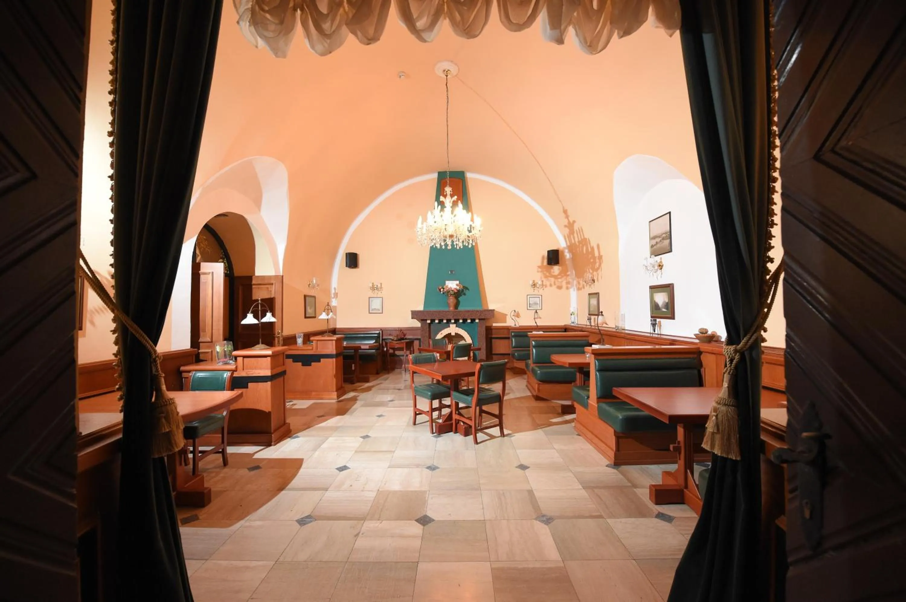 Lounge or bar in Hotel Leopold I