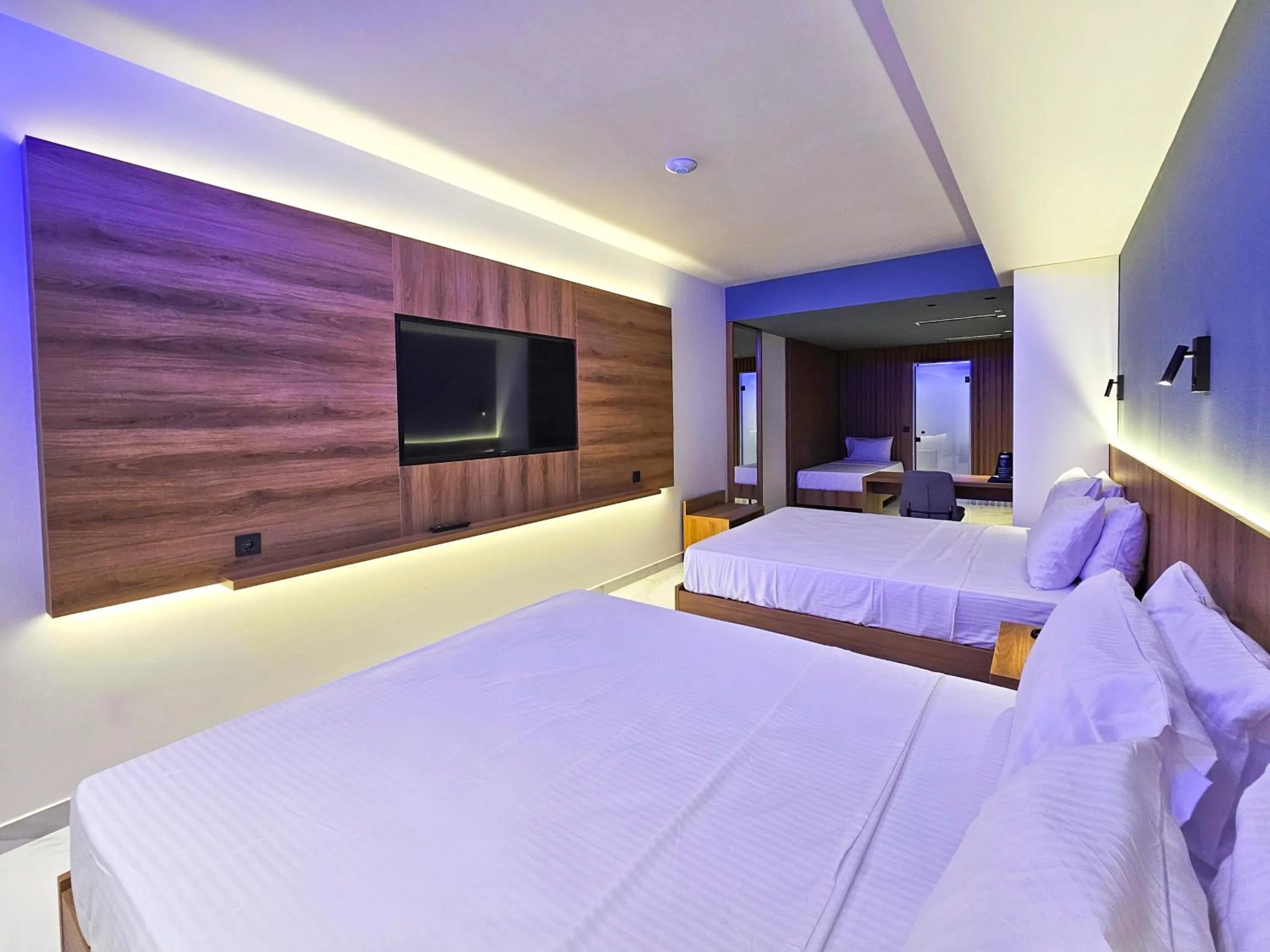 Bedroom, Bed in AKTEON GIRNI