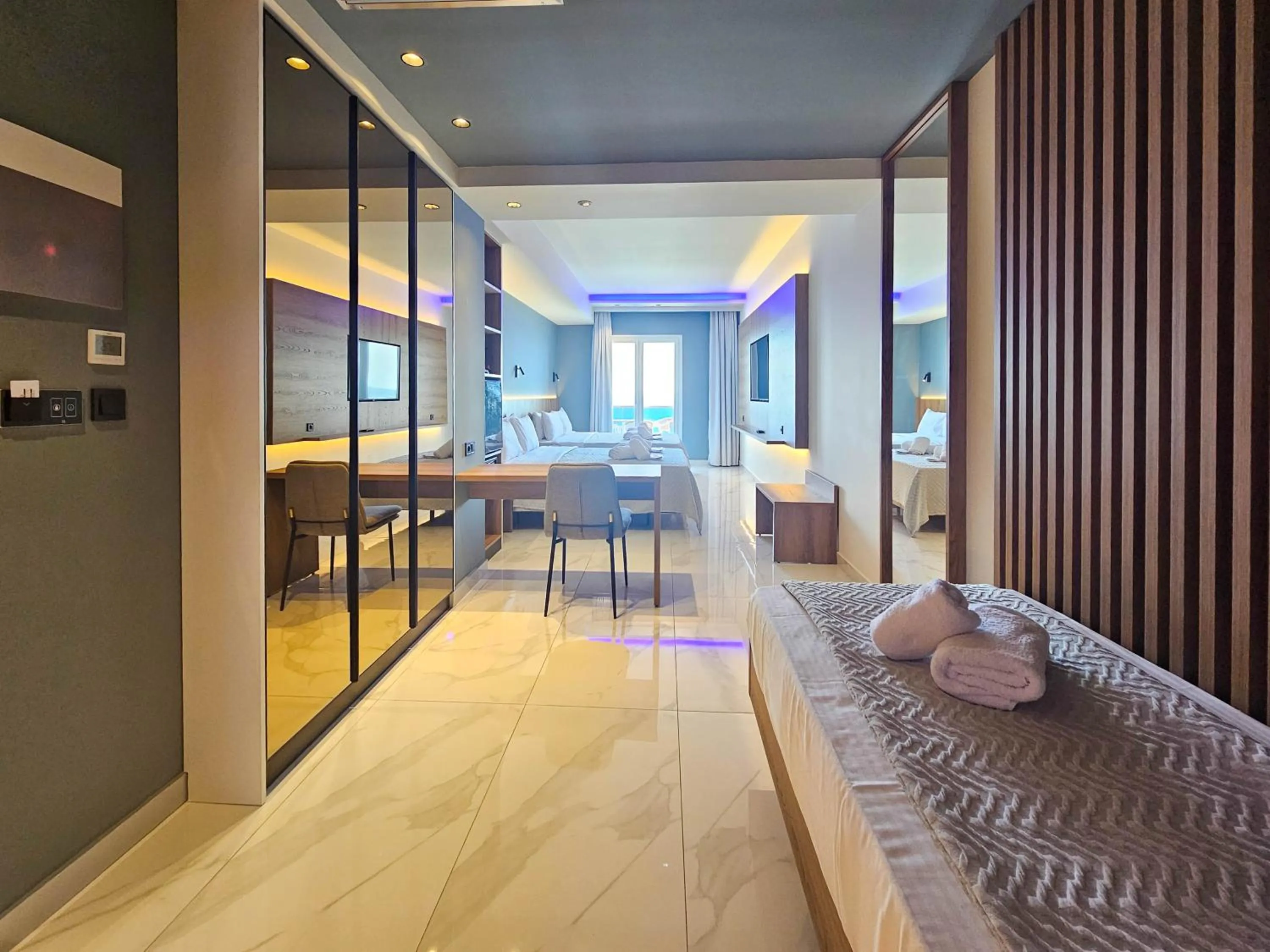 Bedroom, Bed in AKTEON GIRNI