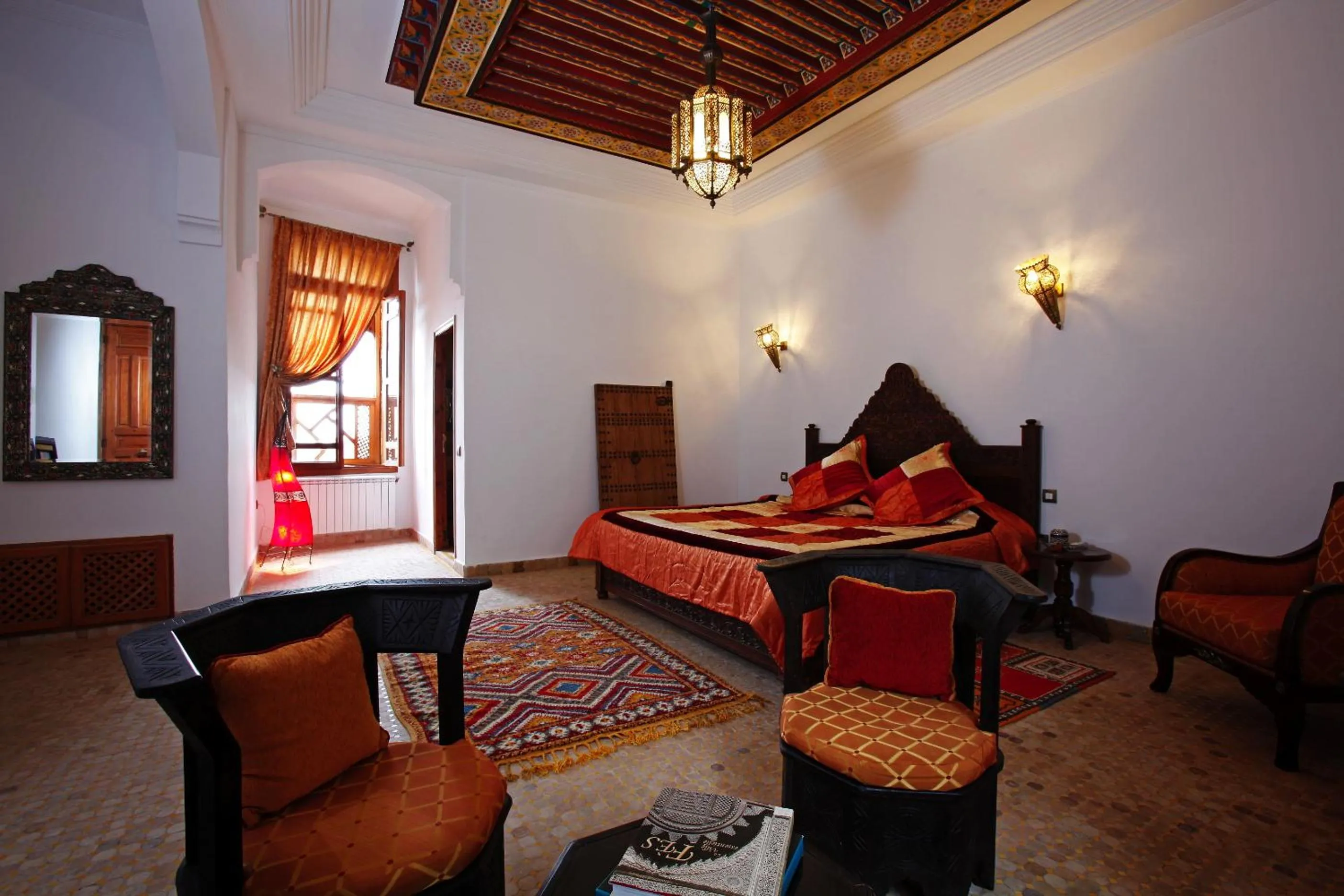 Photo of the whole room, Bed in Riad Alya