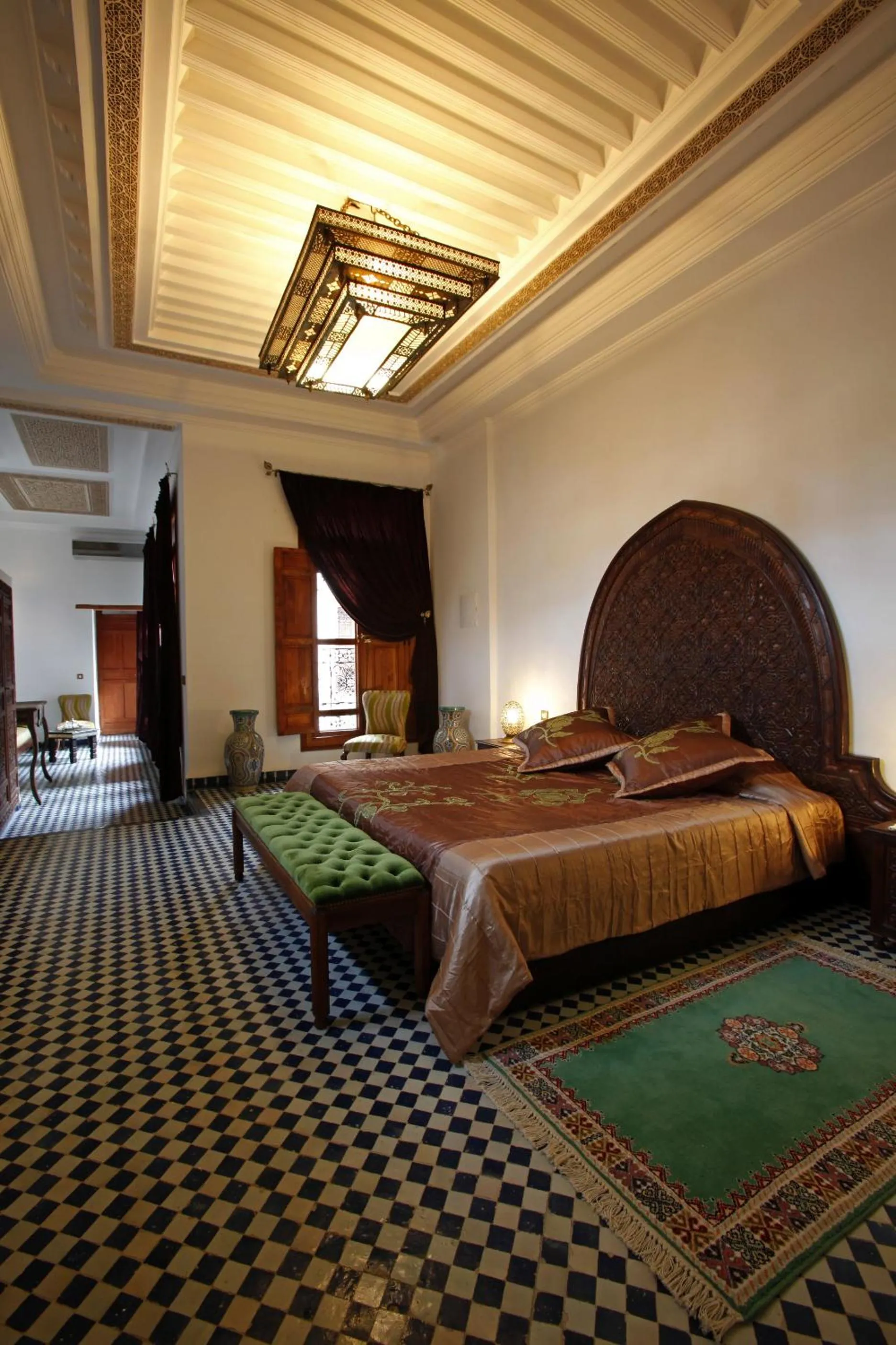 Photo of the whole room, Bed in Riad Alya