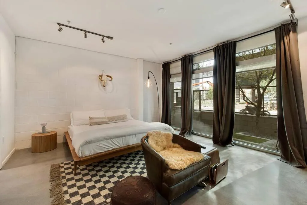 Bed in Tempe Lofty Studios