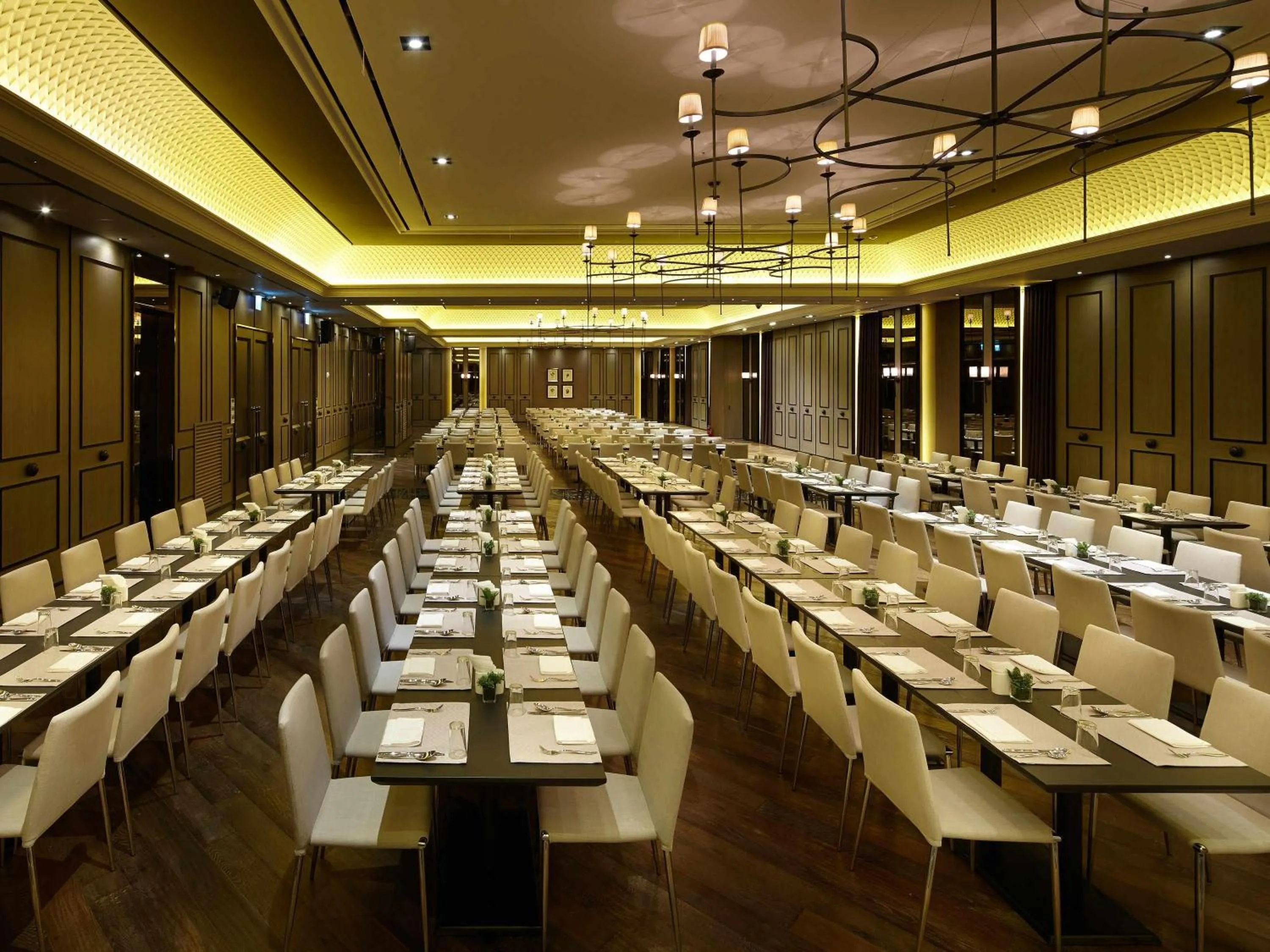 Meeting/conference room in Grand Mercure Ambassador Changwon