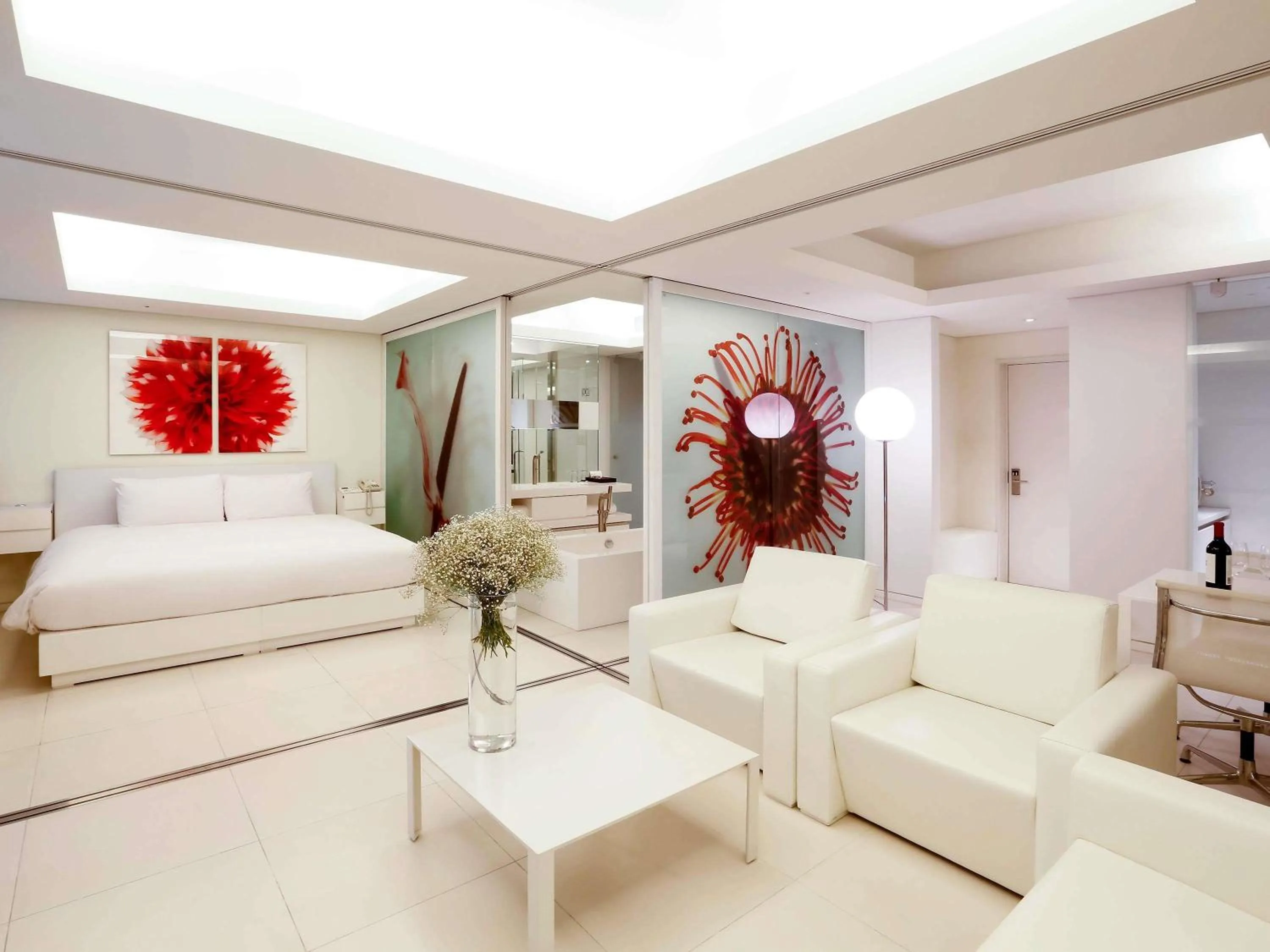 Bedroom, Bed in Grand Mercure Ambassador Changwon