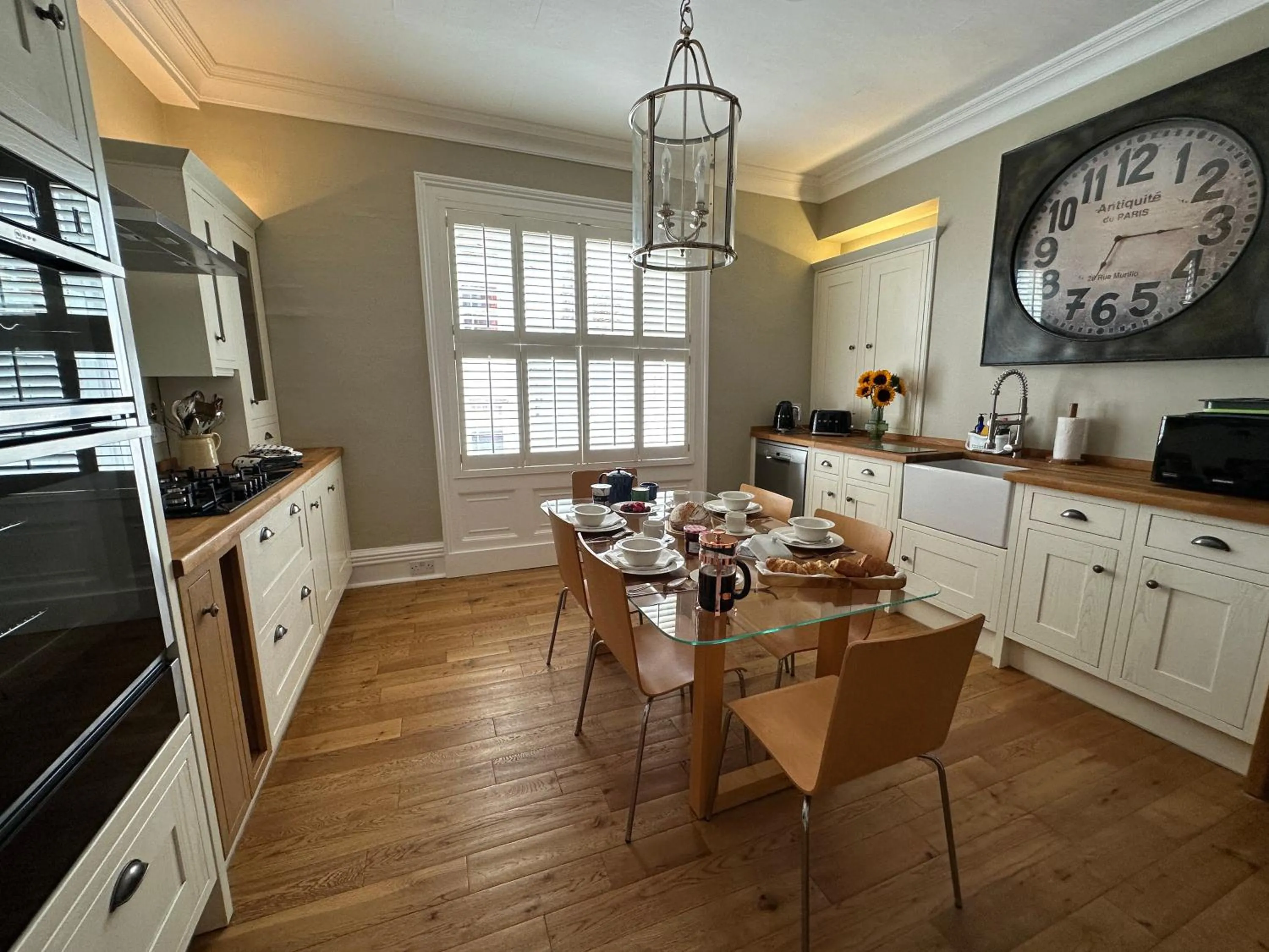 The Brontë Wing at The Apothecary Rye