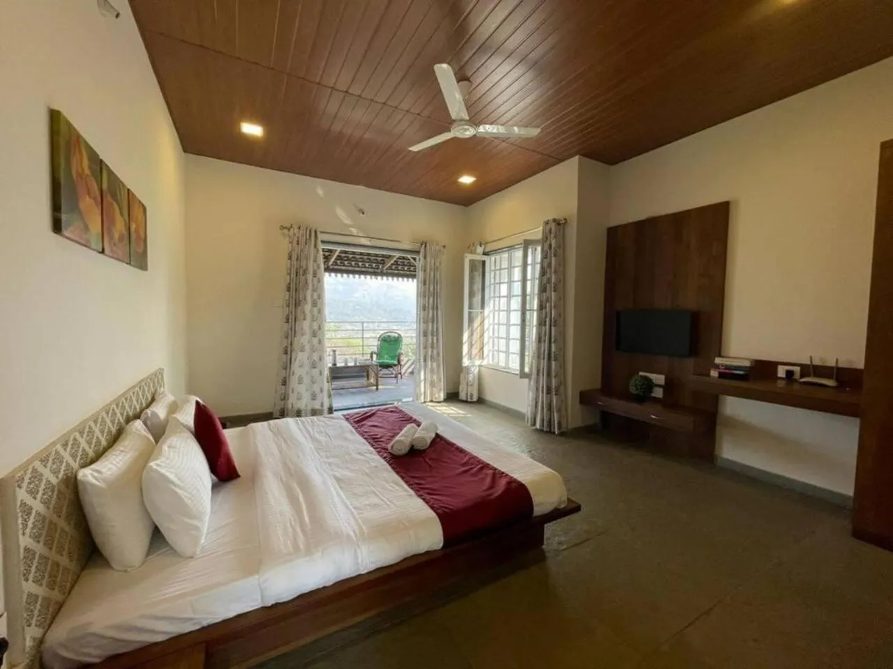 Bed in 4 Bed Villa - Sleeps 8 - Private Pool - Mtn Views