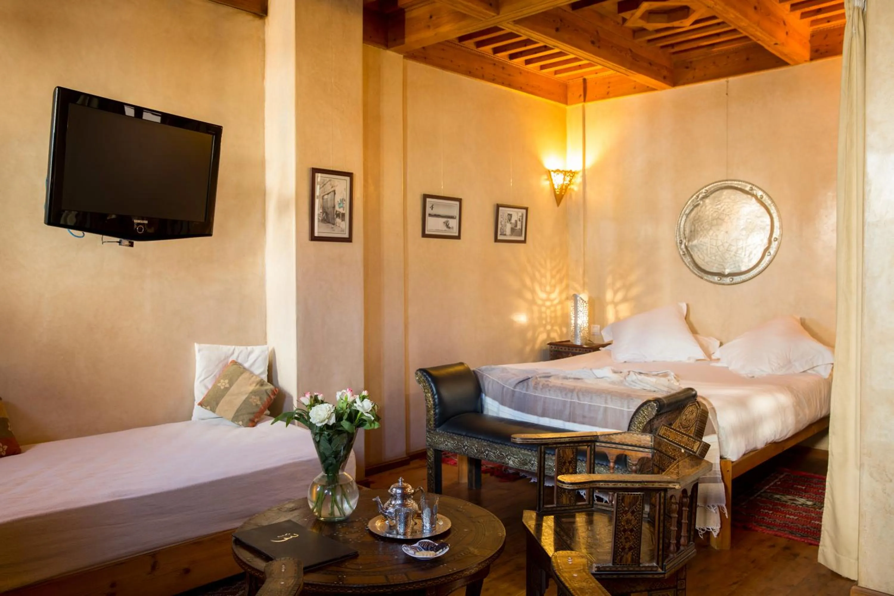 TV and multimedia, Bed in Riad Chbanate