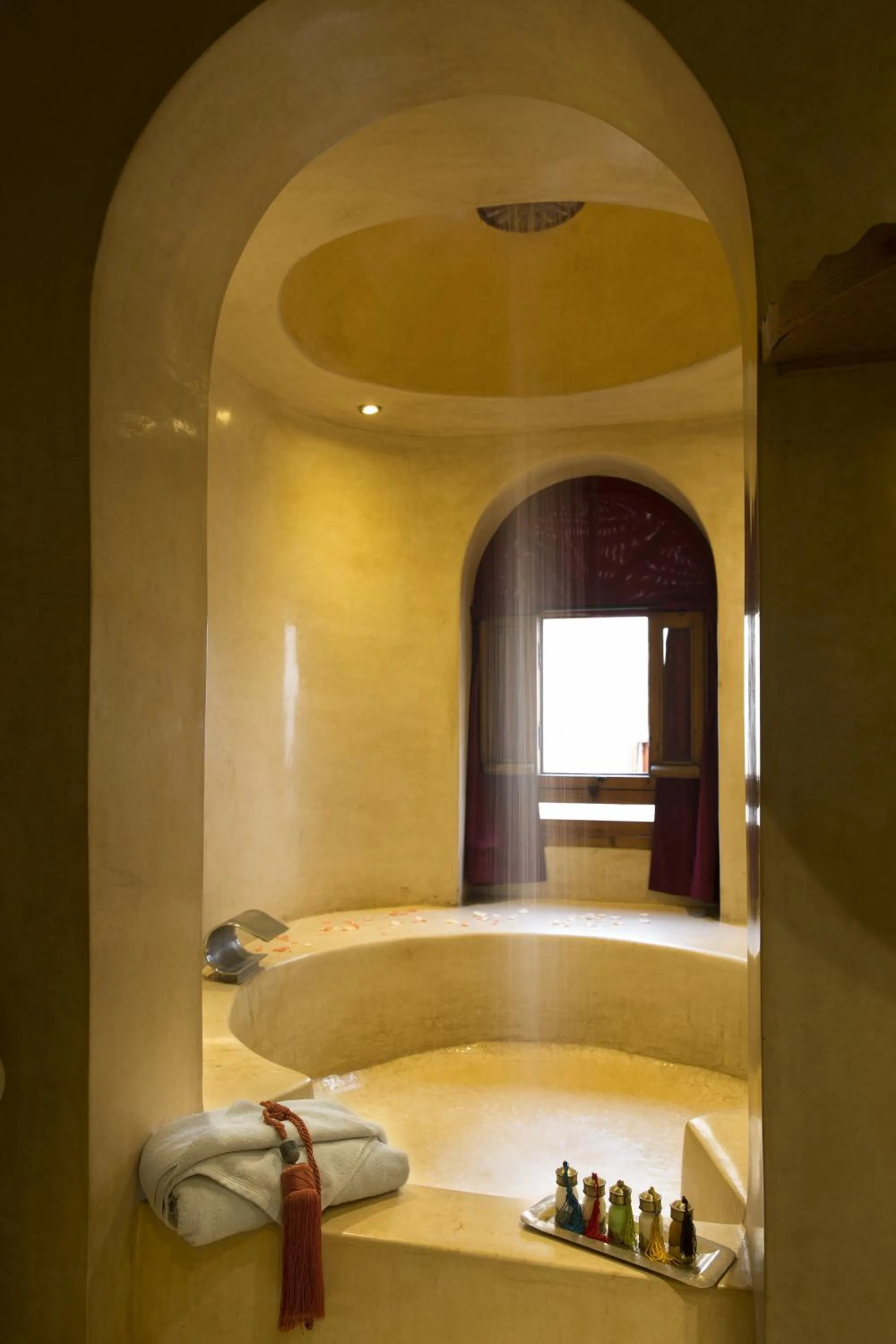 Shower in Riad Chbanate