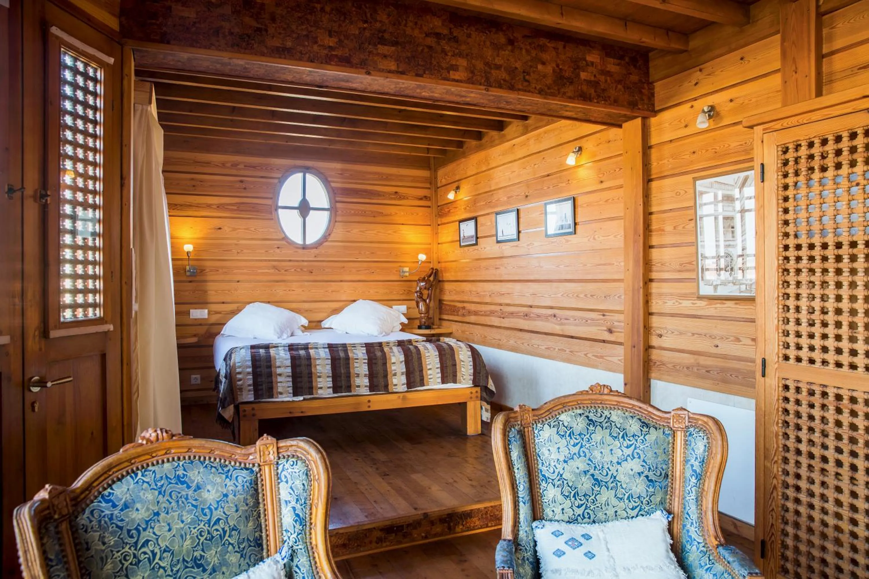 Bedroom in Riad Chbanate