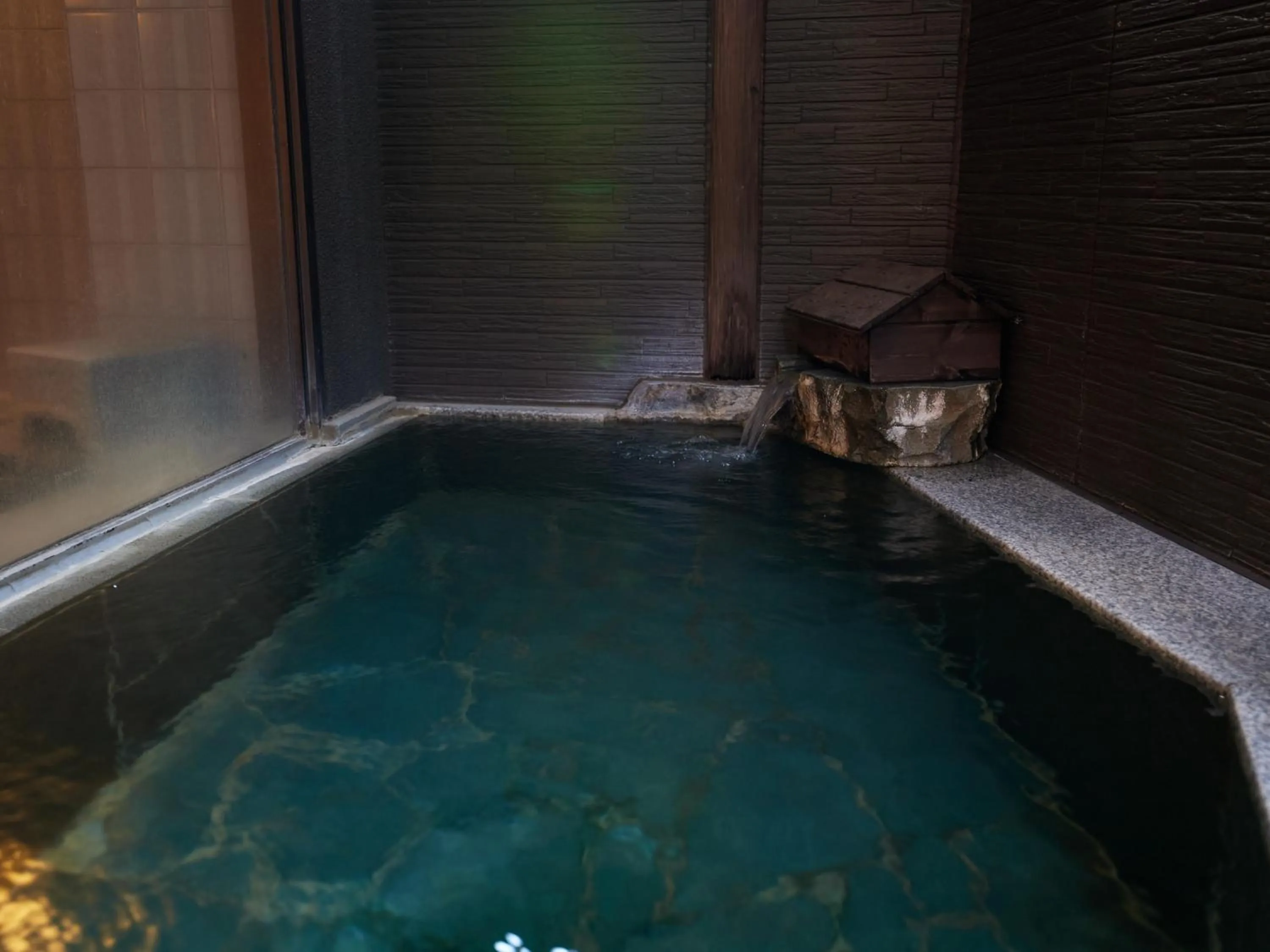 Public Bath in Sakura no Yakata Hotel