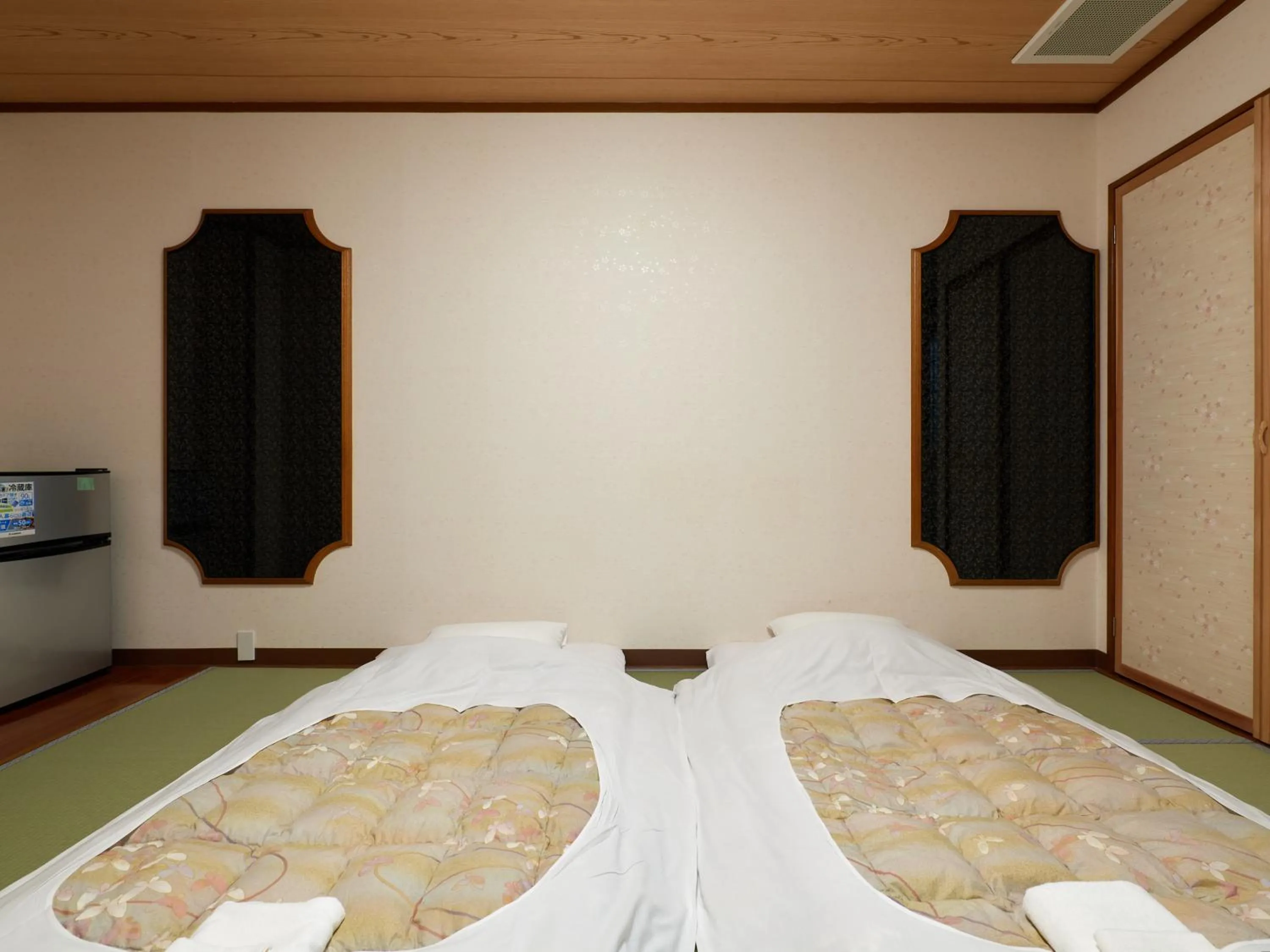 Photo of the whole room in Sakura no Yakata Hotel
