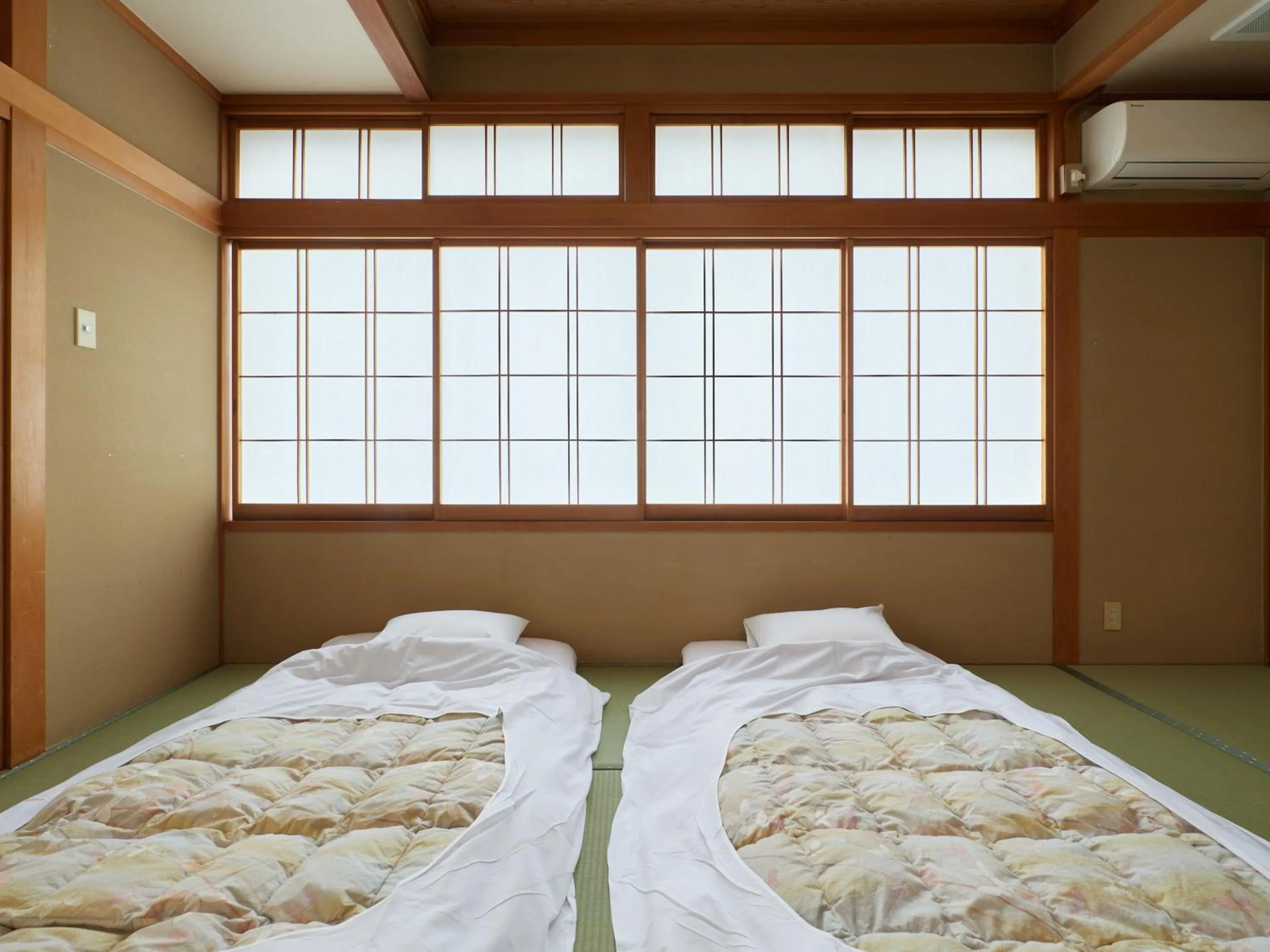Photo of the whole room in Sakura no Yakata Hotel