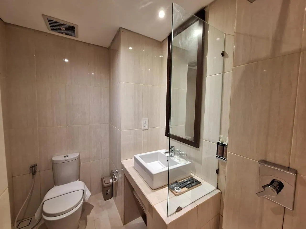 Bathroom in Horison Kuta Bali