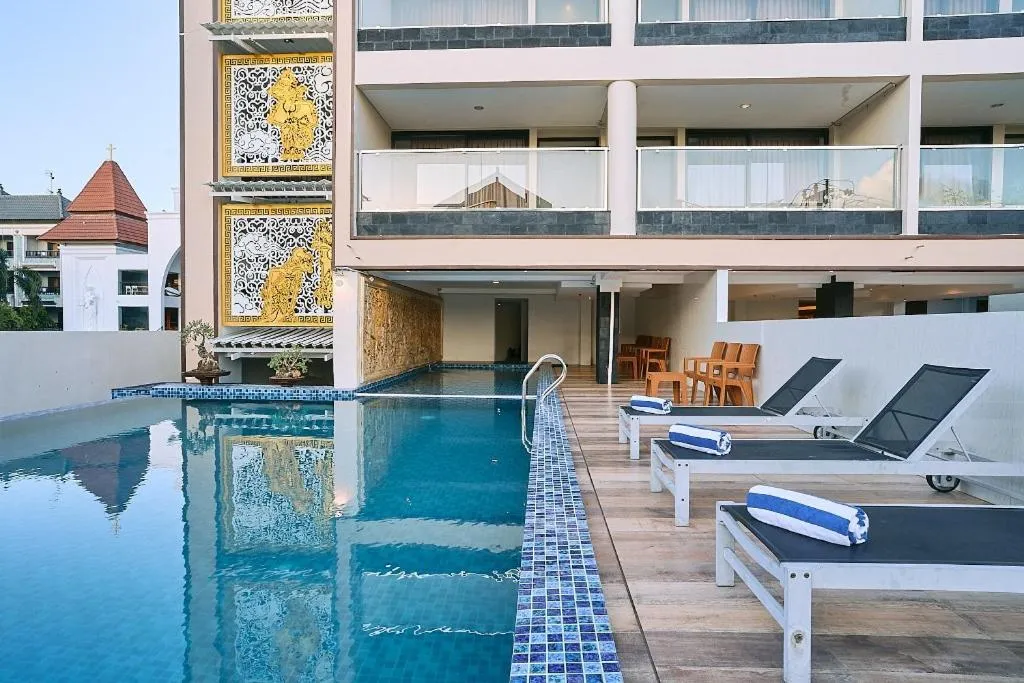 Swimming pool in Horison Kuta Bali