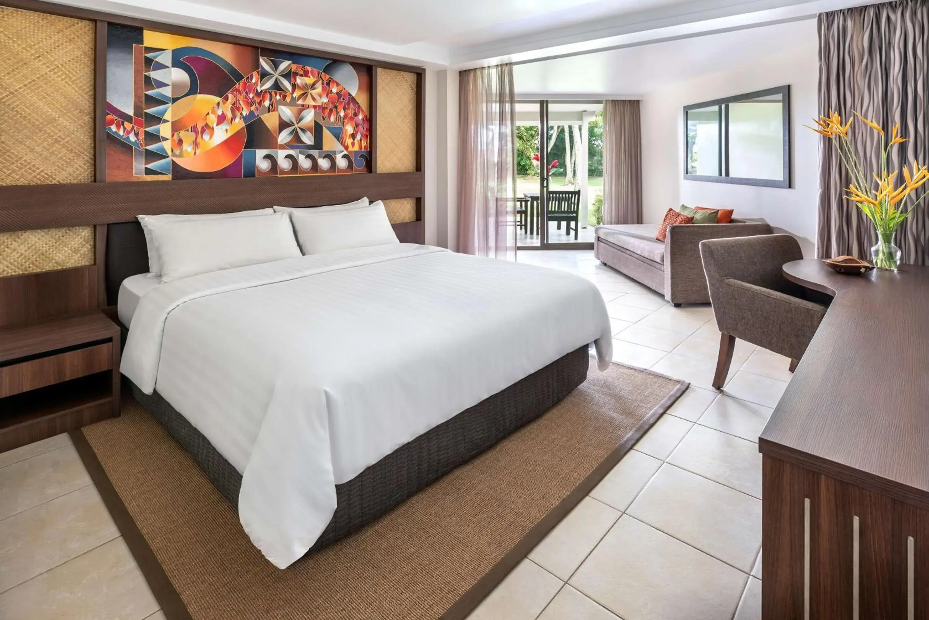 Yanuca Lagoon Grand Deluxe King Room in Shangri-La Yanuca Island, Fiji Yanuca Lagoon Grand Deluxe King Room in Shangri-La Yanuca Island, Fiji