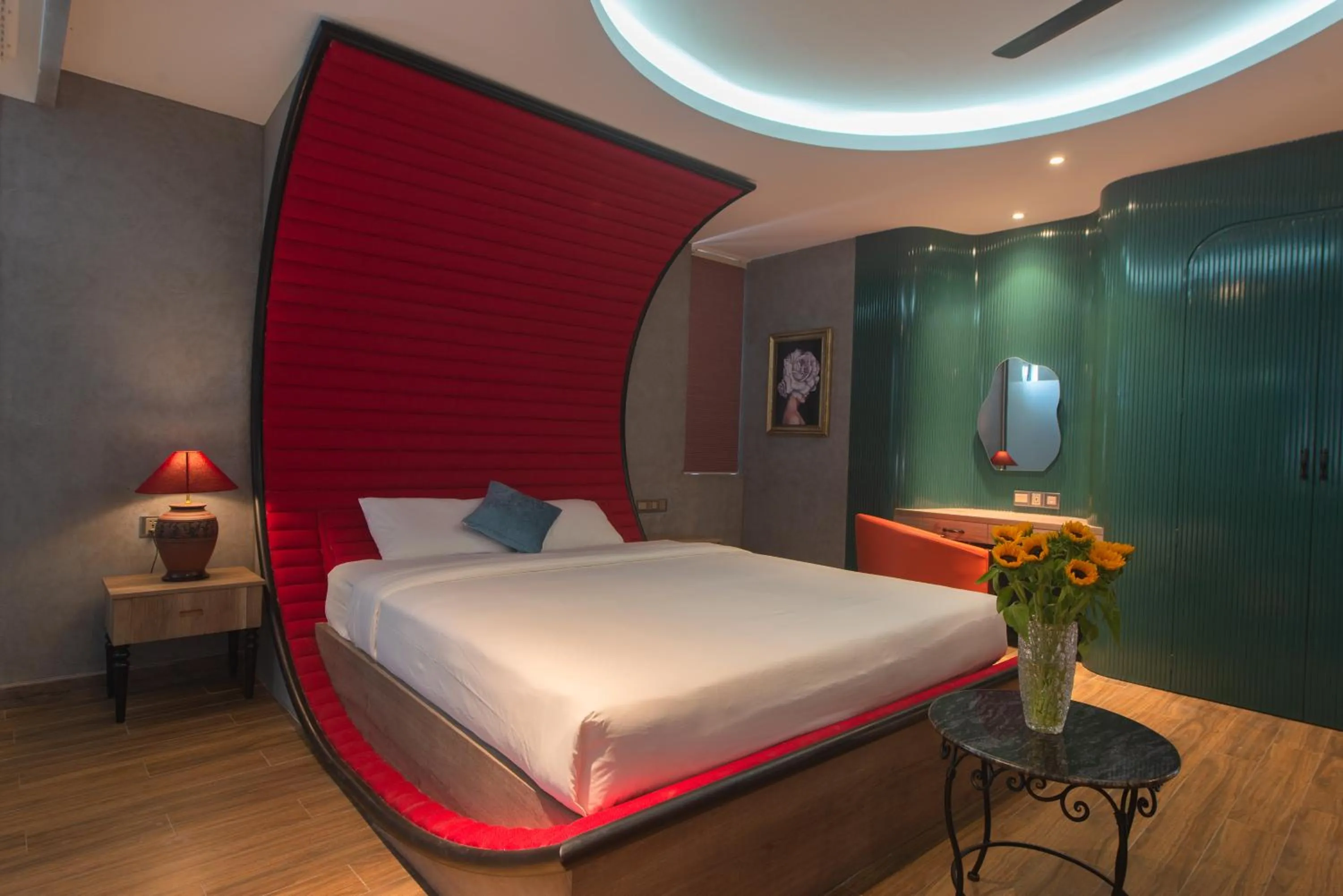 Bed in Aaron Boutique Hotel
