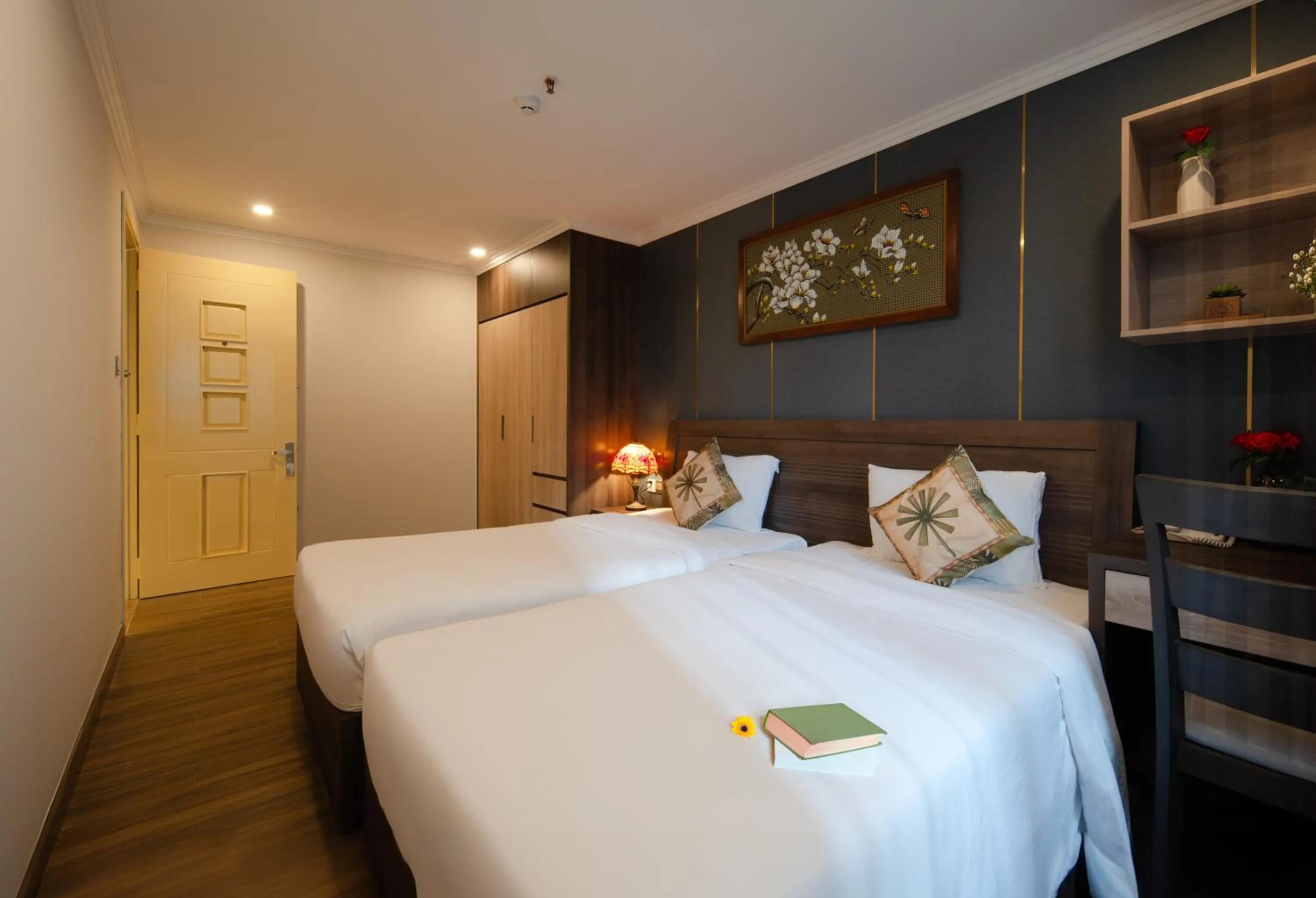 Bed in Aaron Boutique Hotel