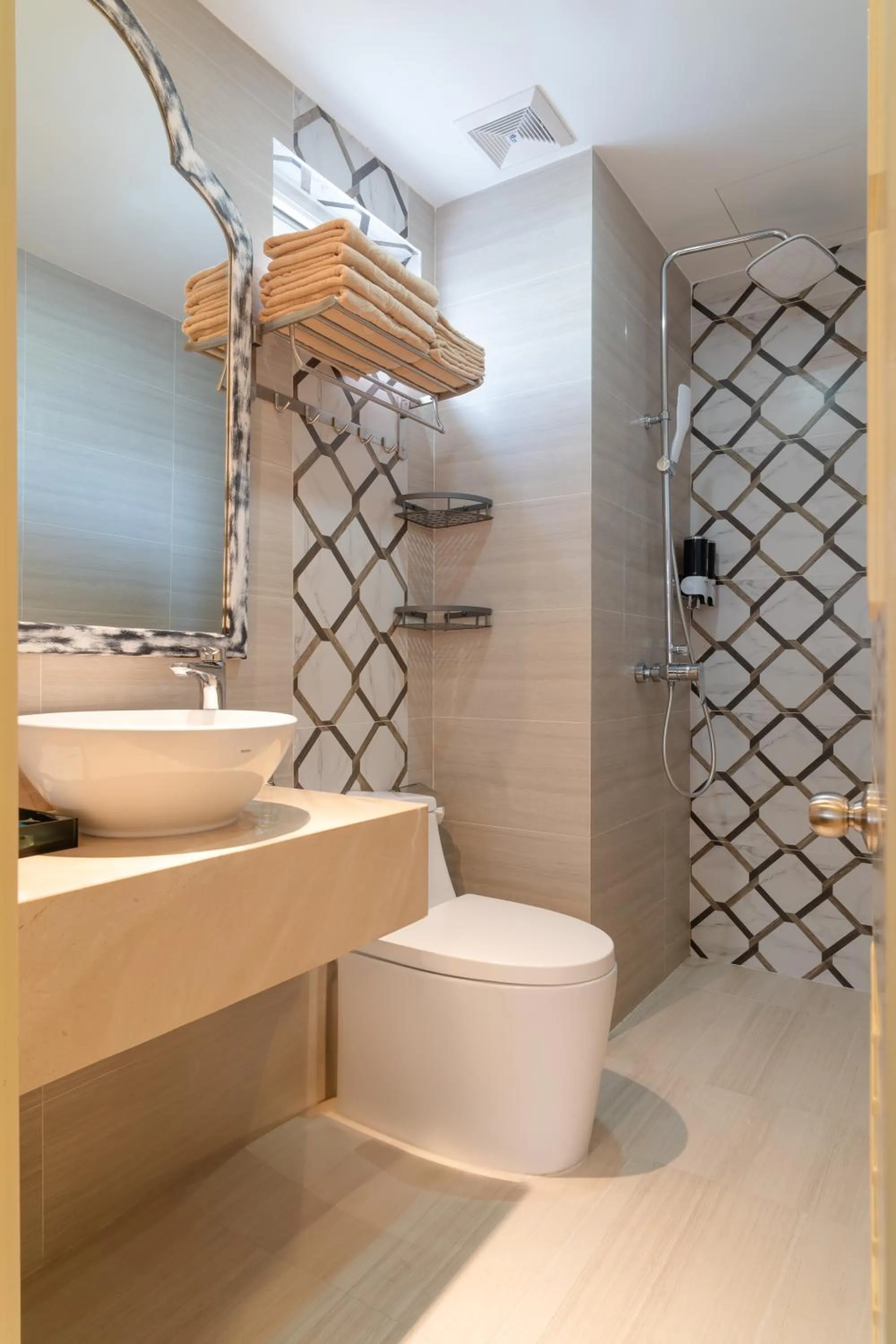 Shower in Aaron Boutique Hotel