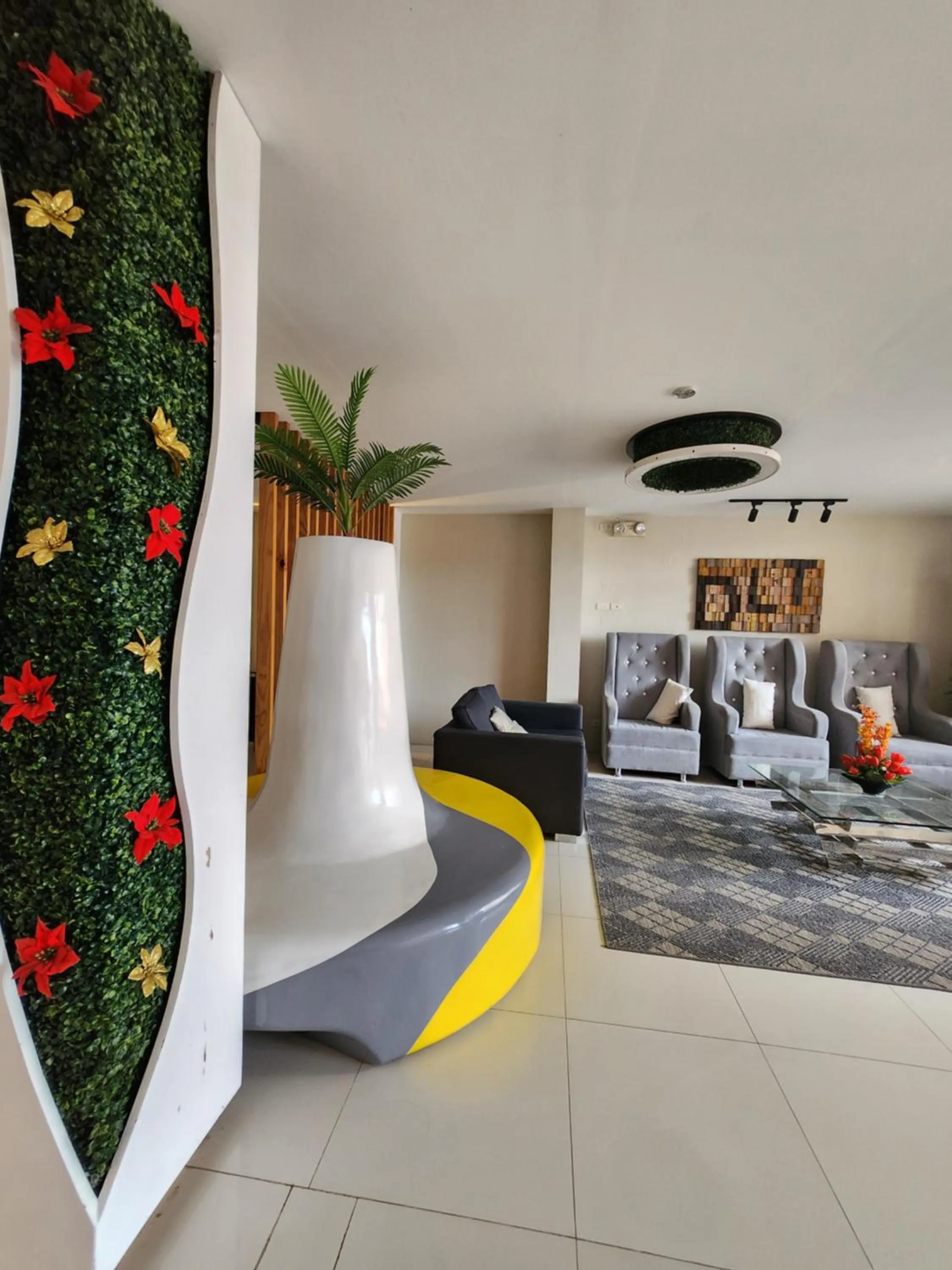 DLT Suites Cebu powered by Cocotel