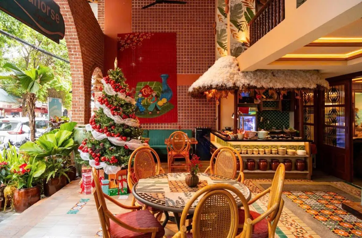 Seating area in Seahorse Signature Danang Hotel by Haviland