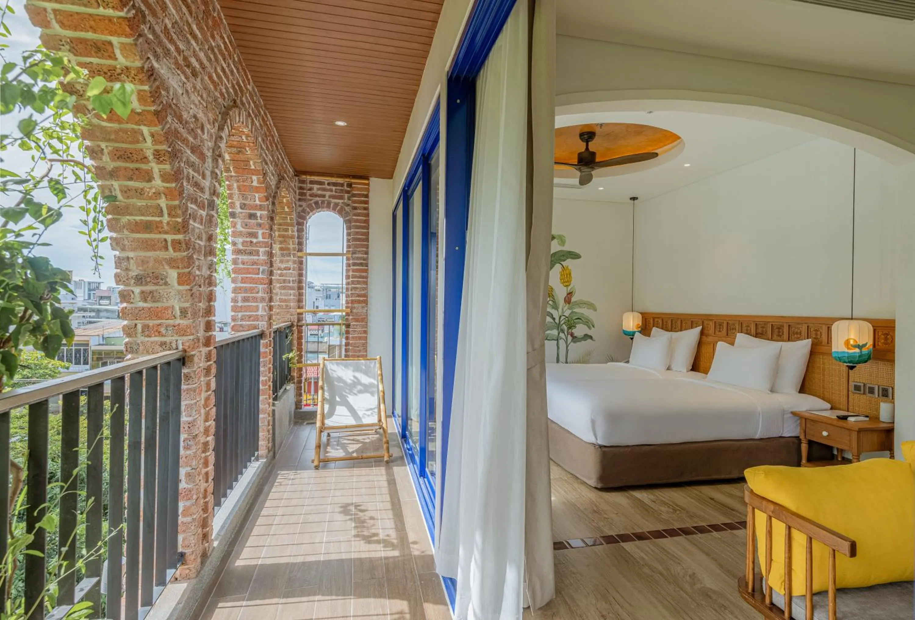 Balcony/Terrace, Bed in Seahorse Signature Danang Hotel by Haviland