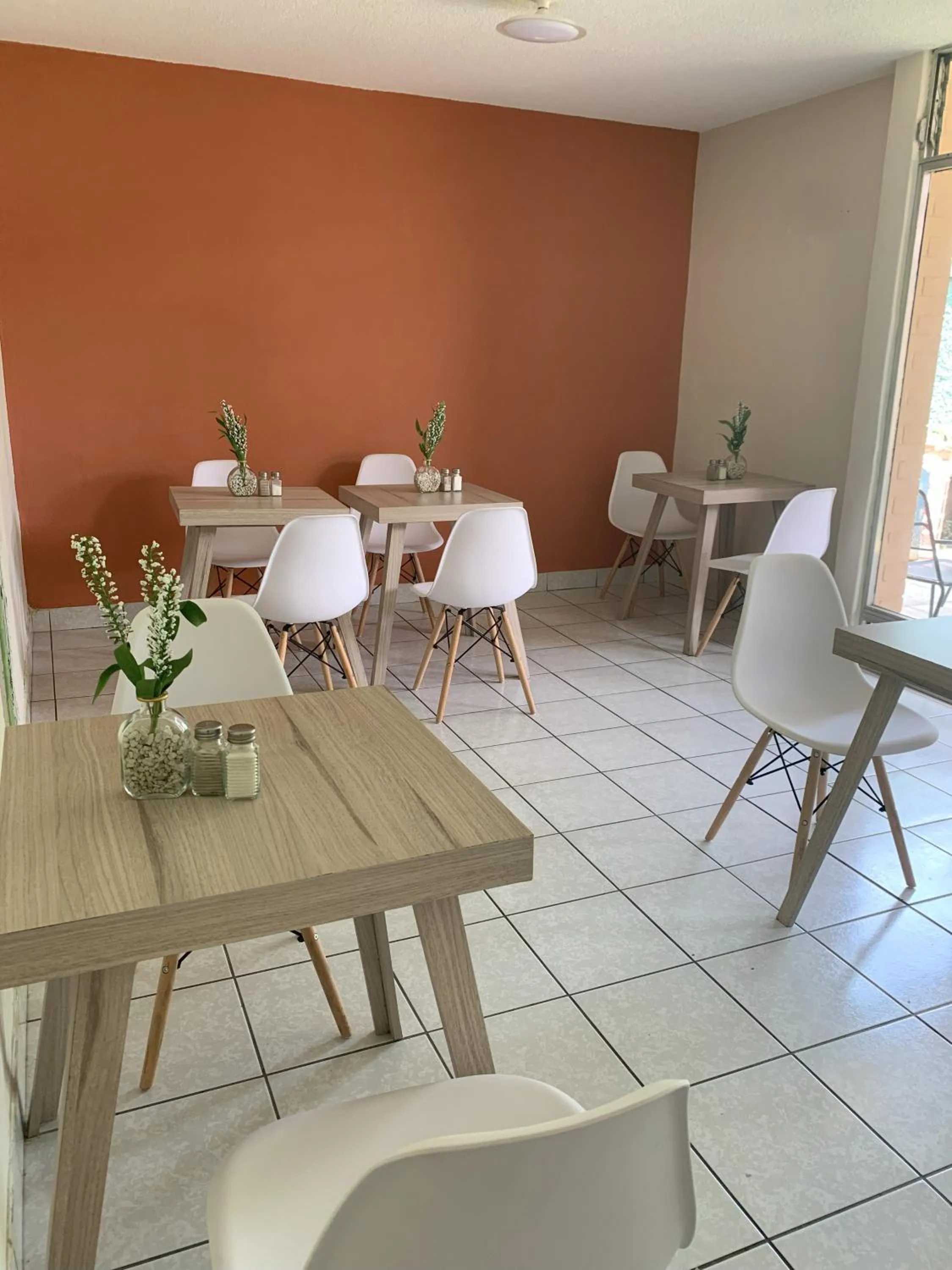 Restaurant/places to eat in Inari Guatemala