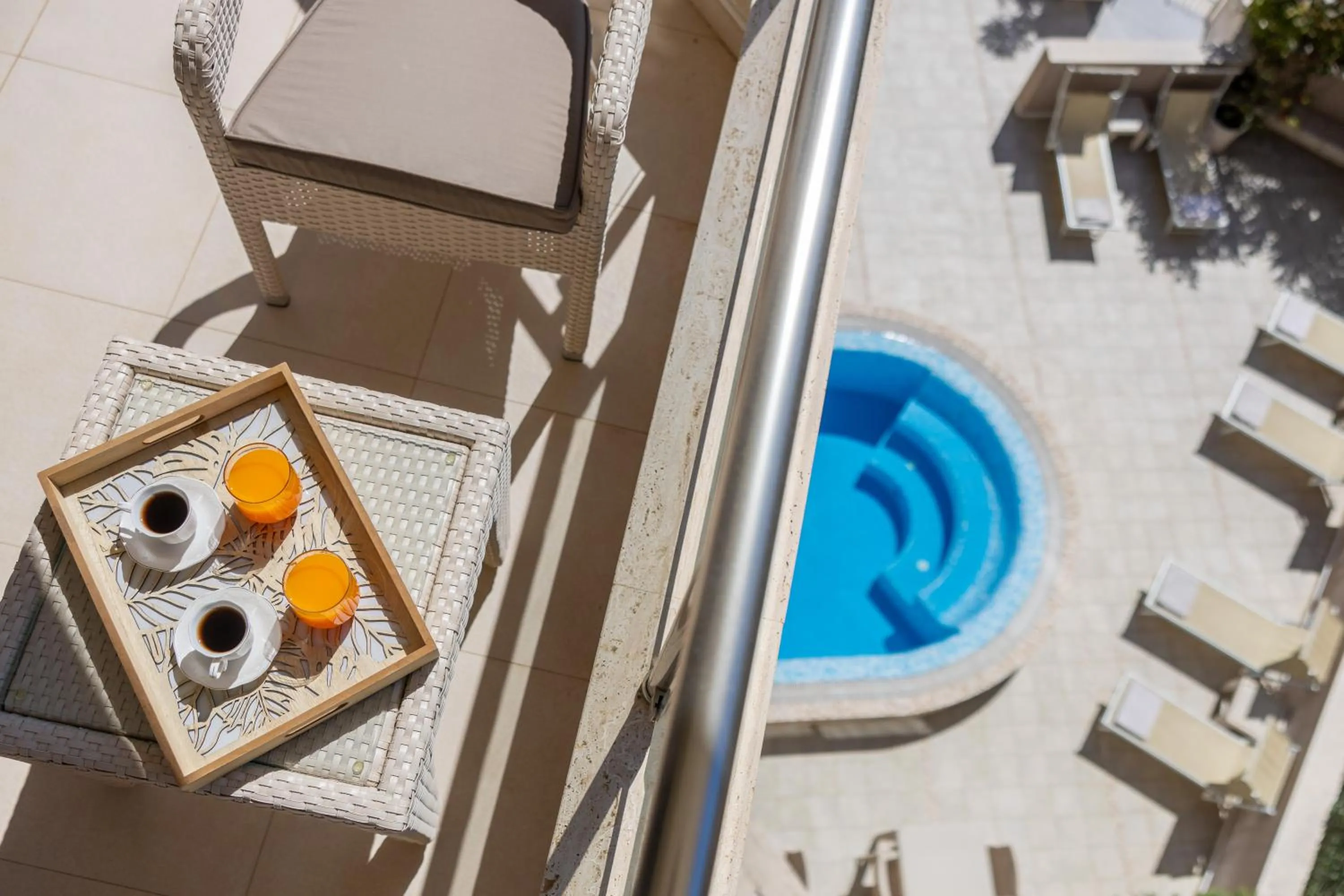 Patio in Apartments Del Mar