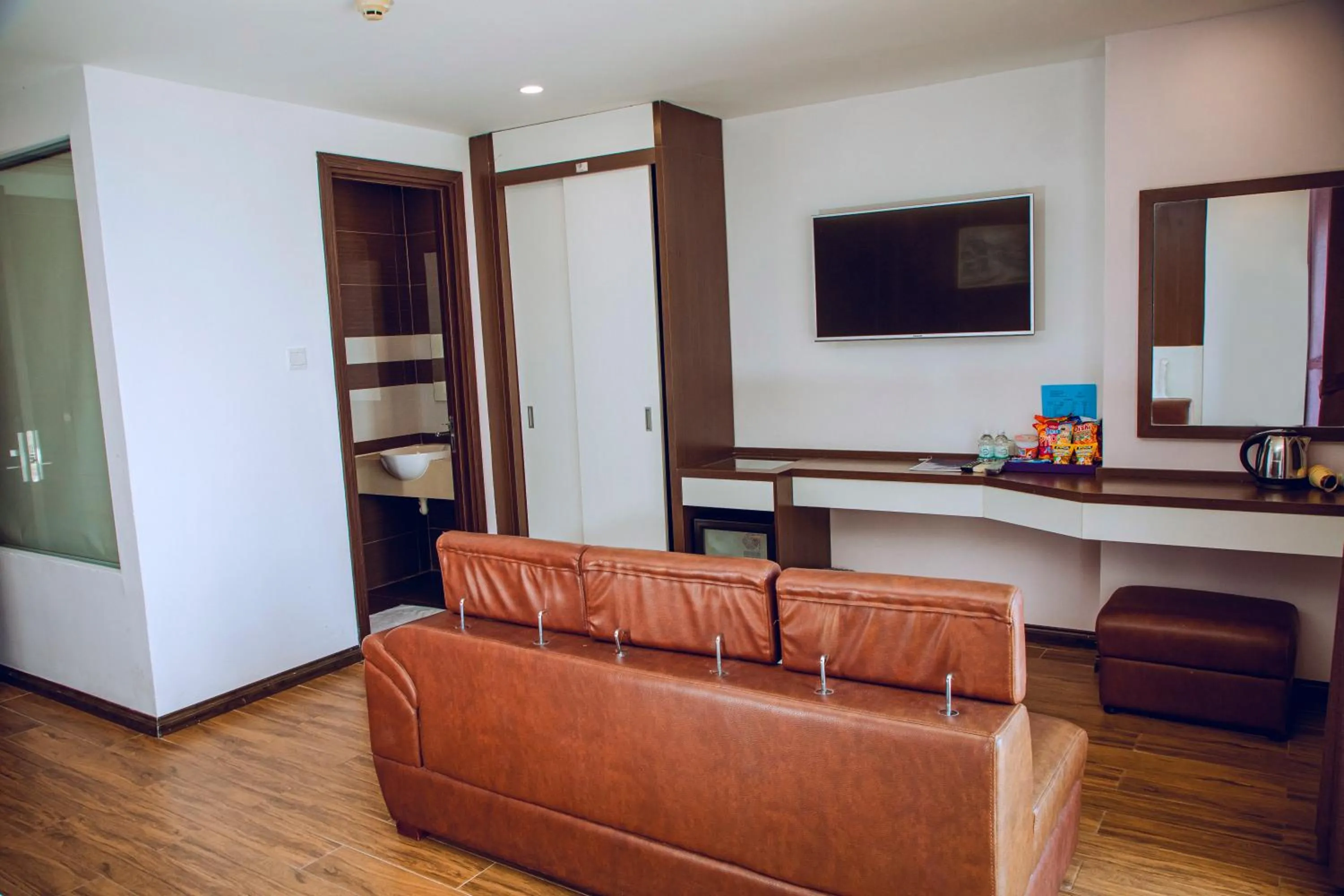 TV and multimedia in Morris Hotel Nha Trang