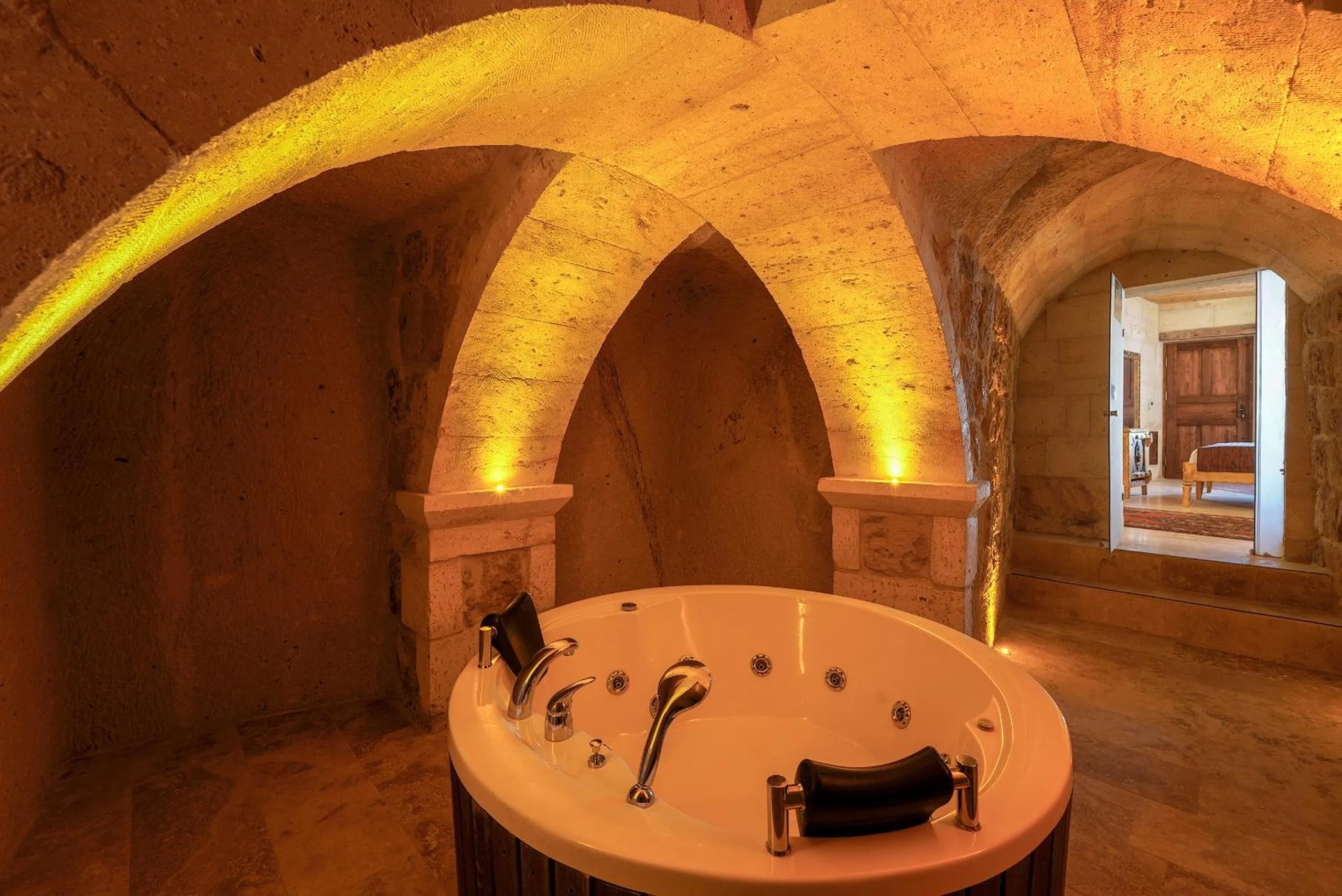 Bathroom in Doctor's Cave Cappadocia