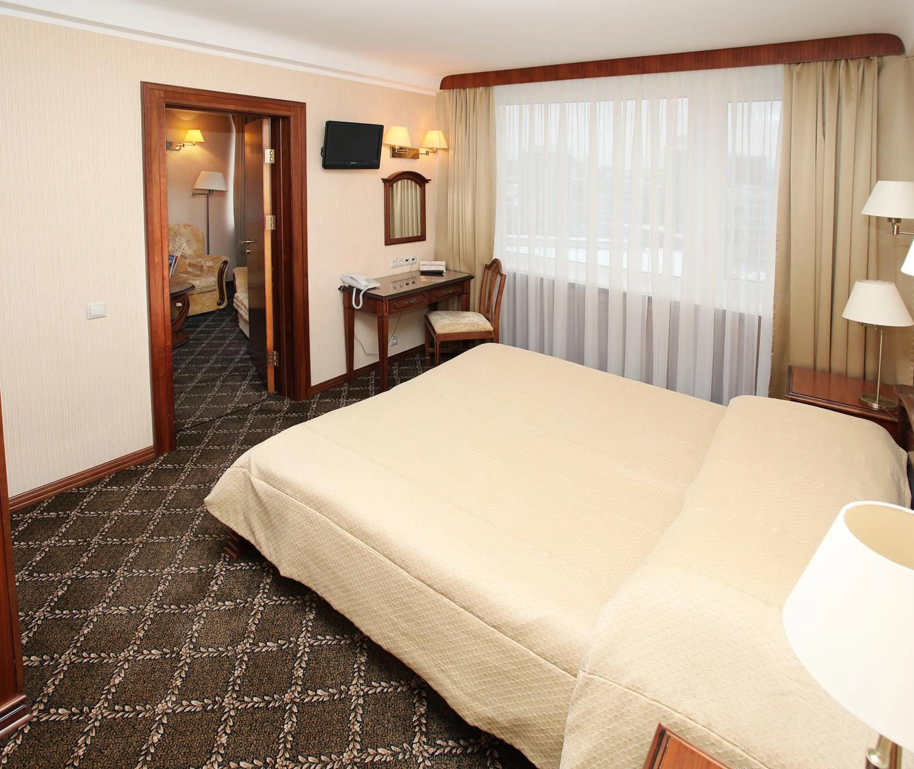 Photo of the whole room, Bed in Premier Hotel Rus