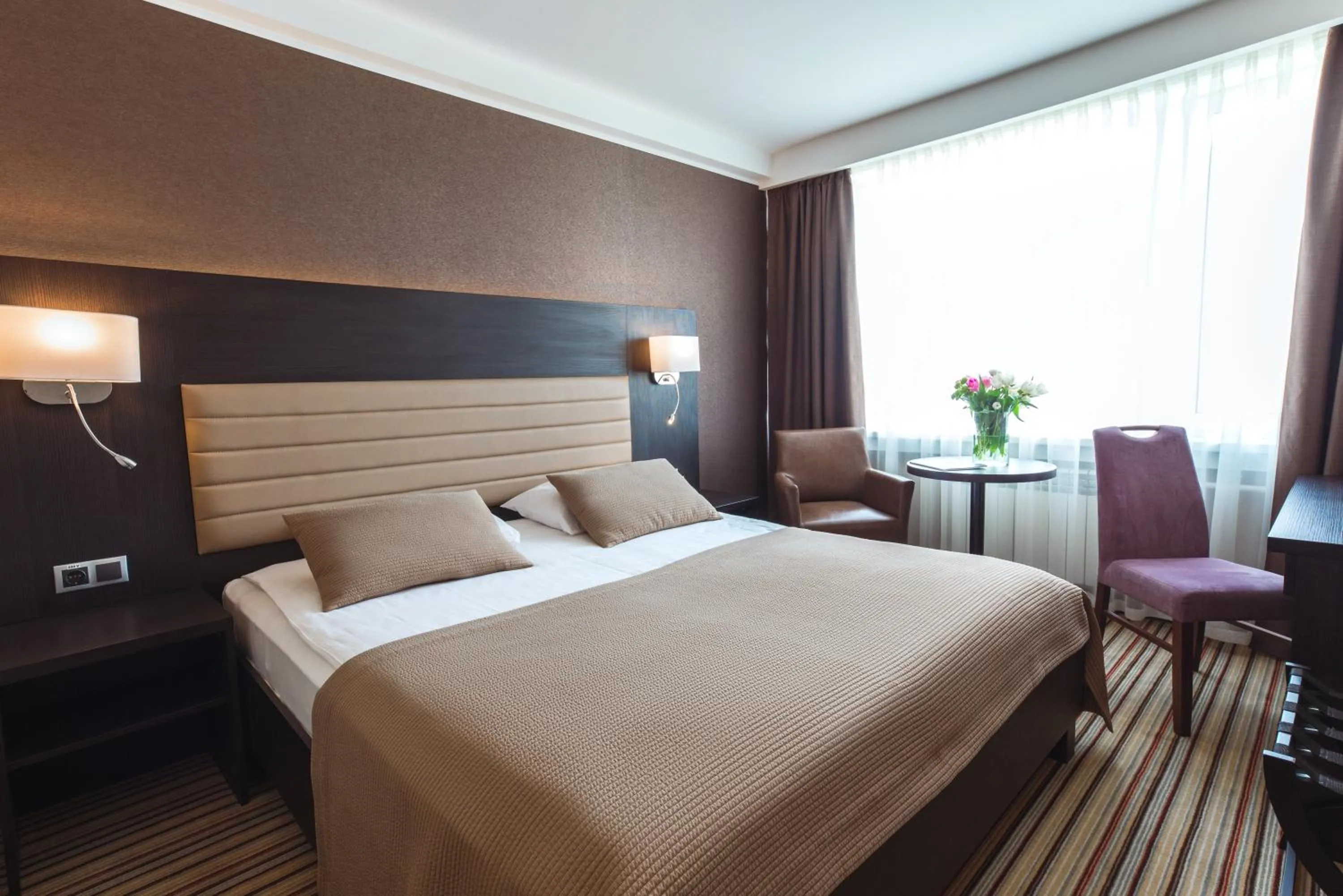 Photo of the whole room, Bed in Premier Hotel Rus