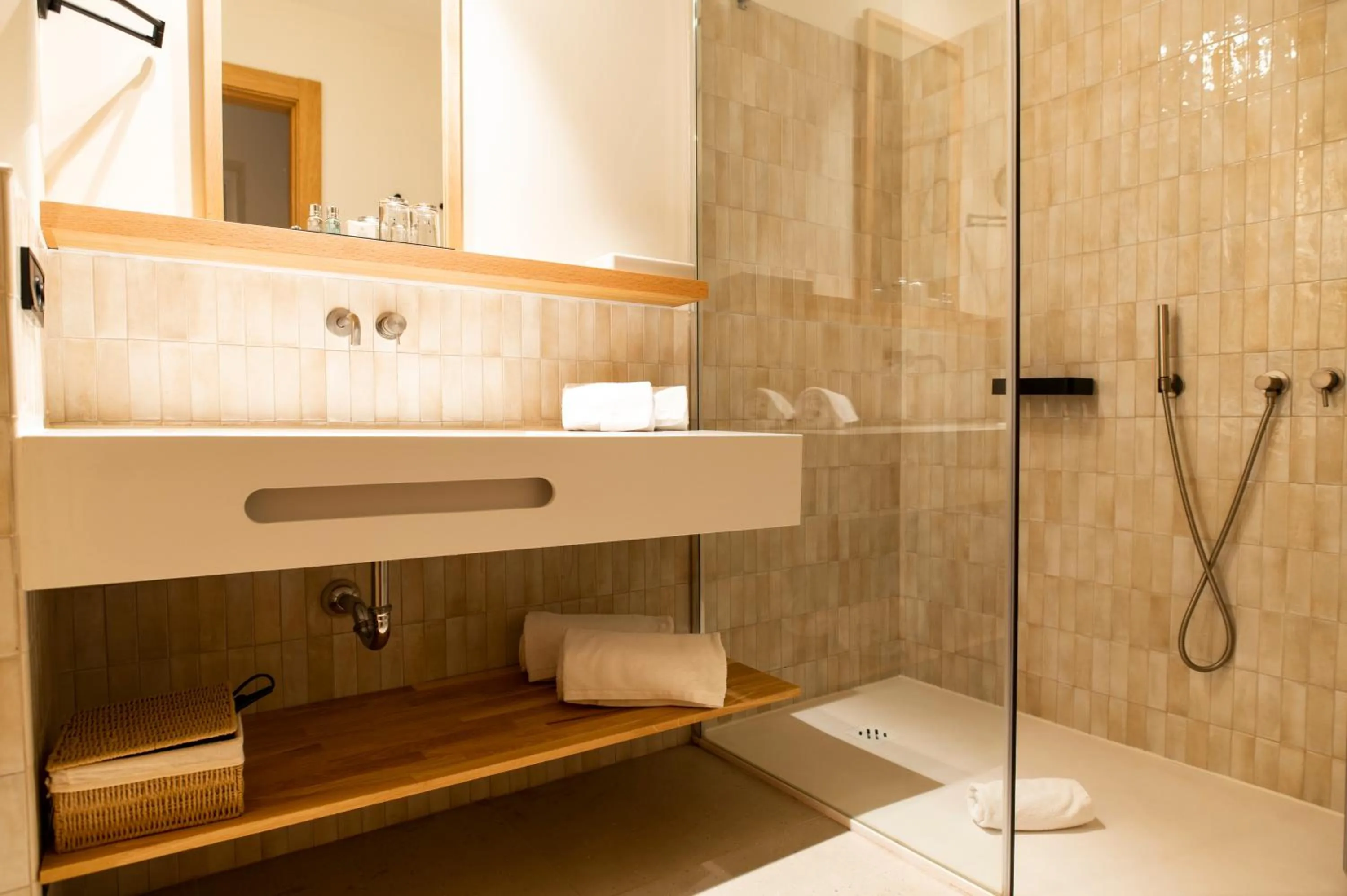 Shower in Legado Magdalena Hotel