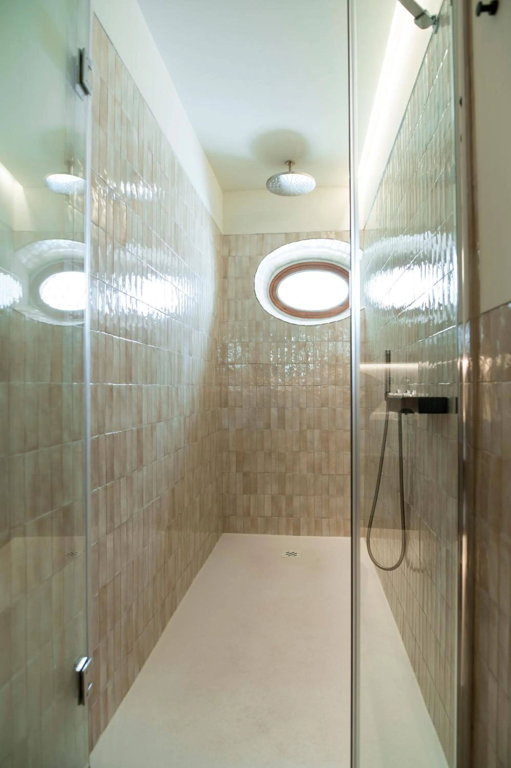 Shower in Legado Magdalena Hotel