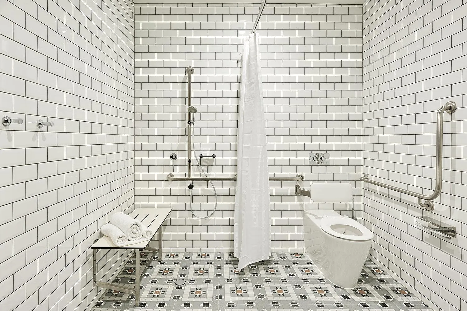 Bathroom in Portarlington Grand Hotel