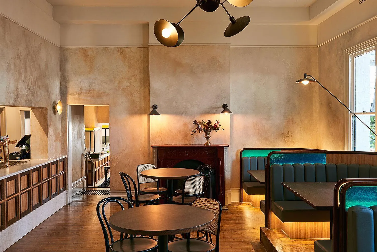 Restaurant/places to eat in Portarlington Grand Hotel