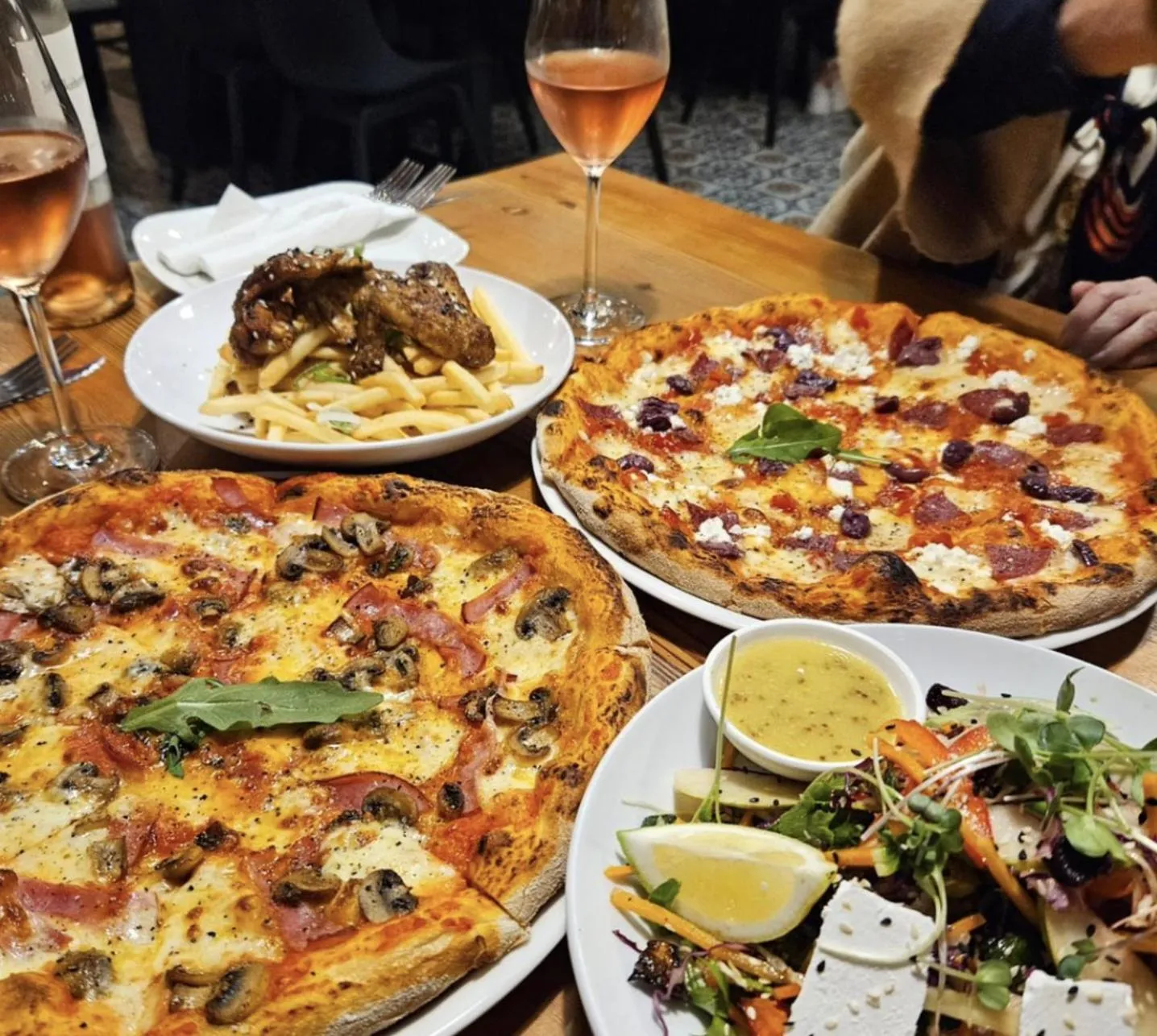 Restaurant/places to eat in Neighbourgood Newlands