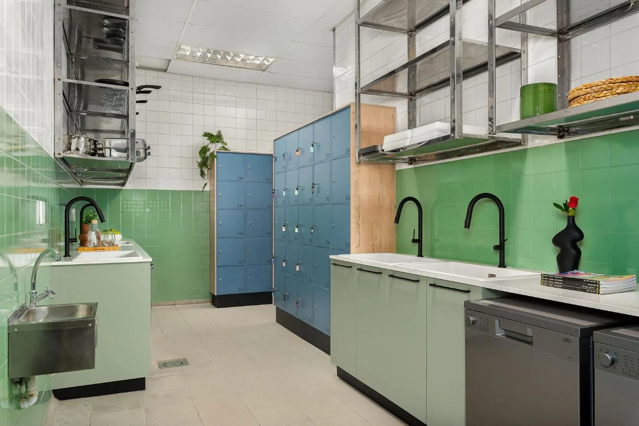 Communal kitchen in Neighbourgood Newlands