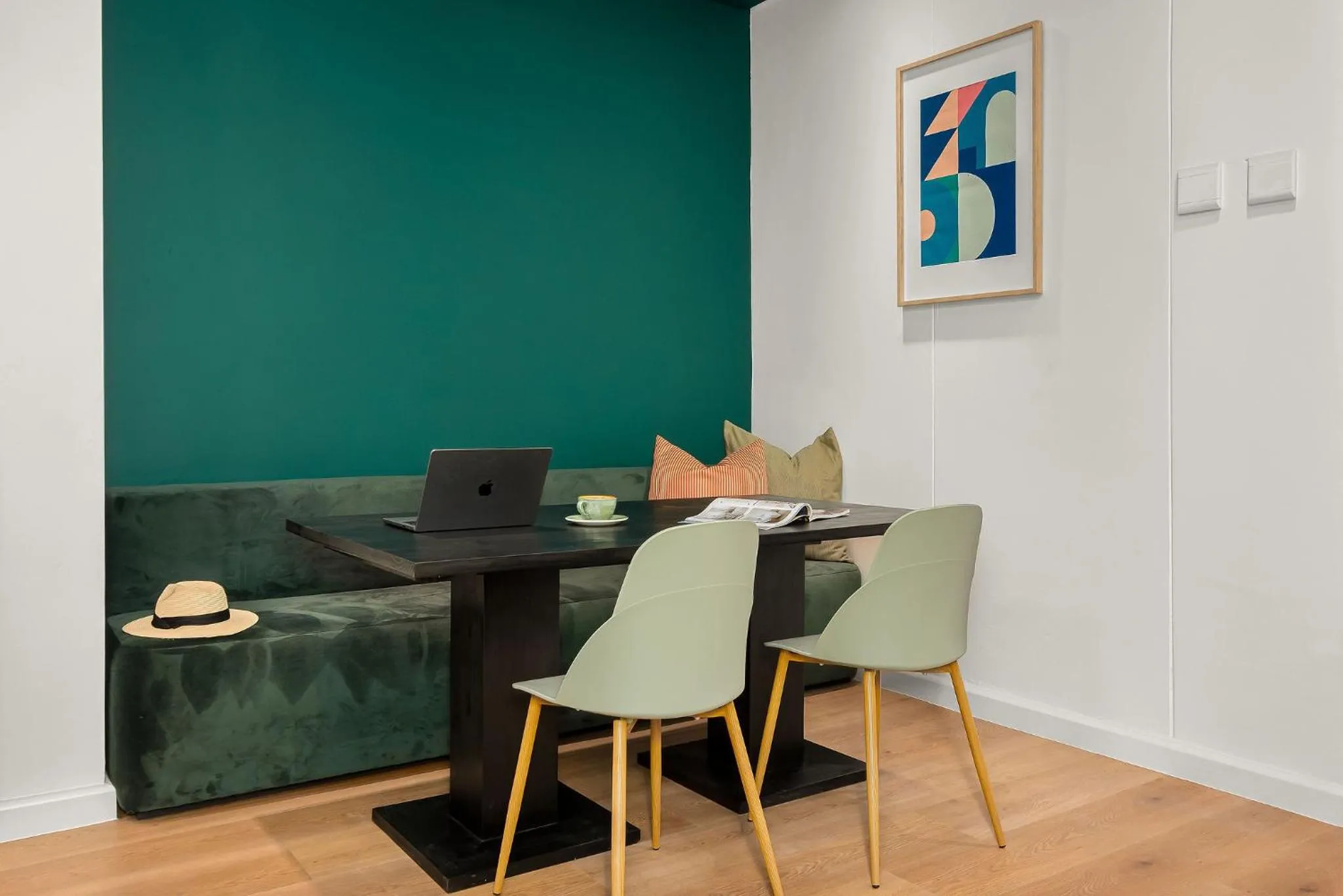 Communal lounge/ TV room in Neighbourgood Newlands