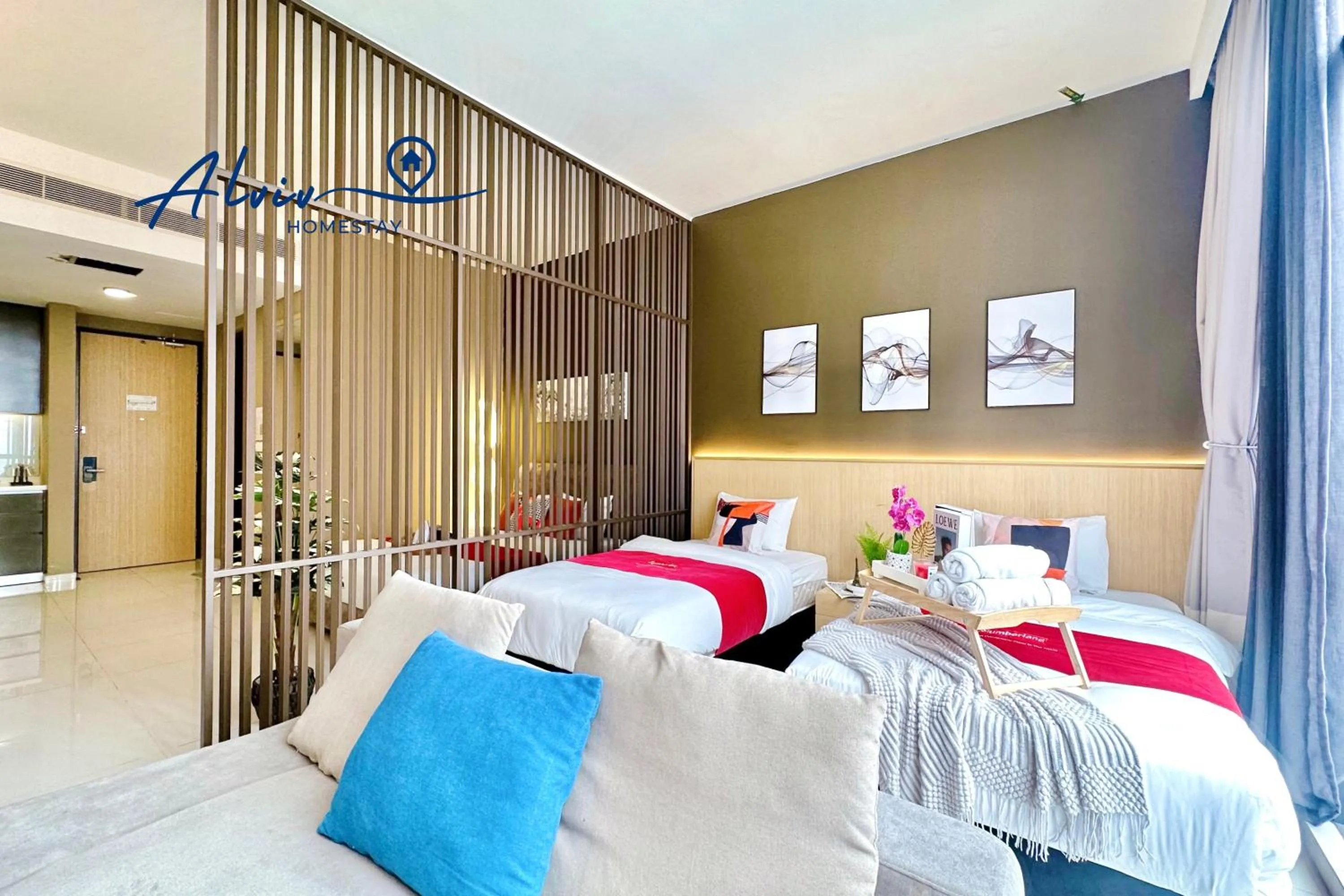 Bed in Alviv 99 Suites I Family Suite I 4-7 pax I 5minsMelakaCruise I JonkerSt