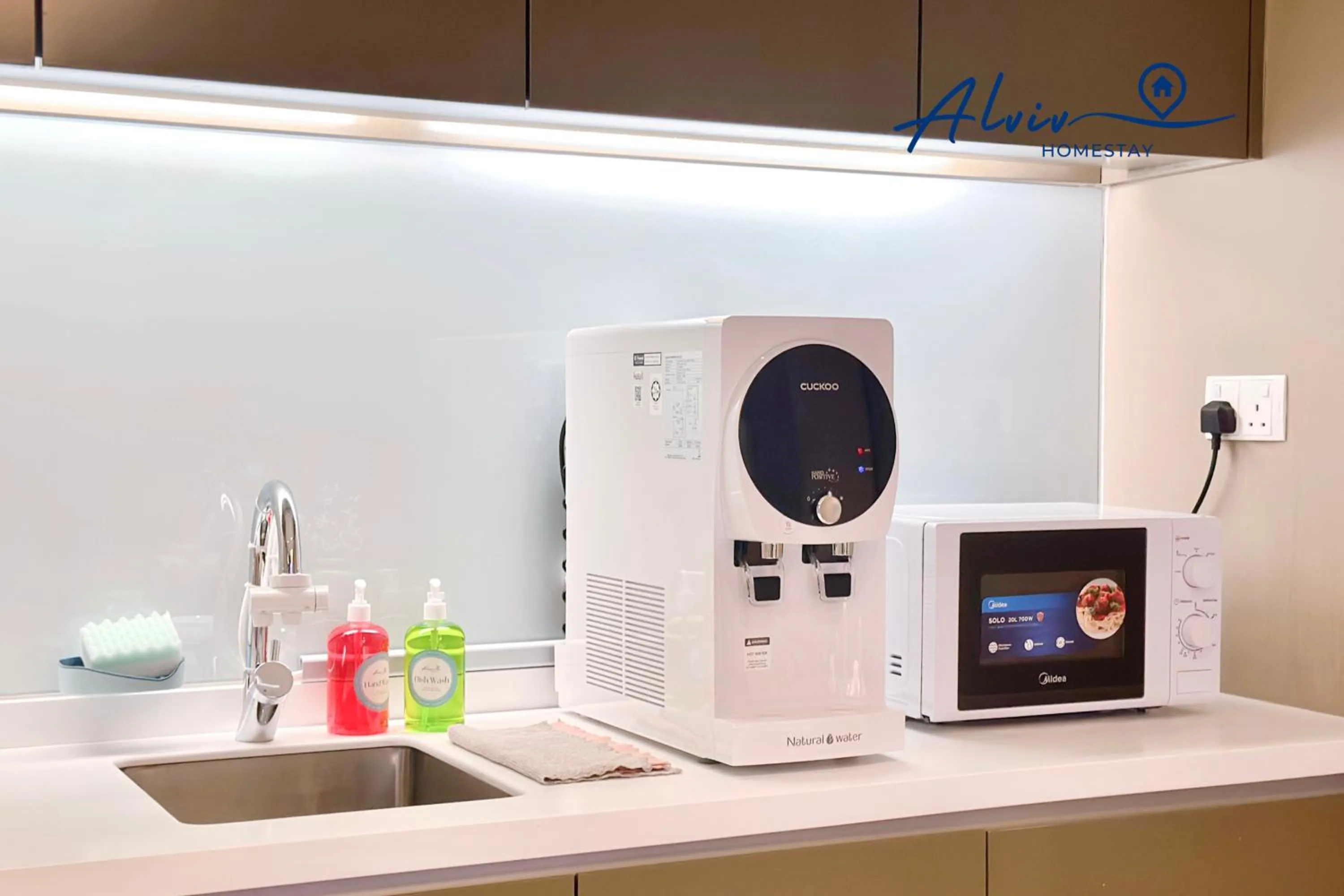 Kitchen or kitchenette in Alviv 99 Suites I Family Suite I 4-7 pax I 5minsMelakaCruise I JonkerSt