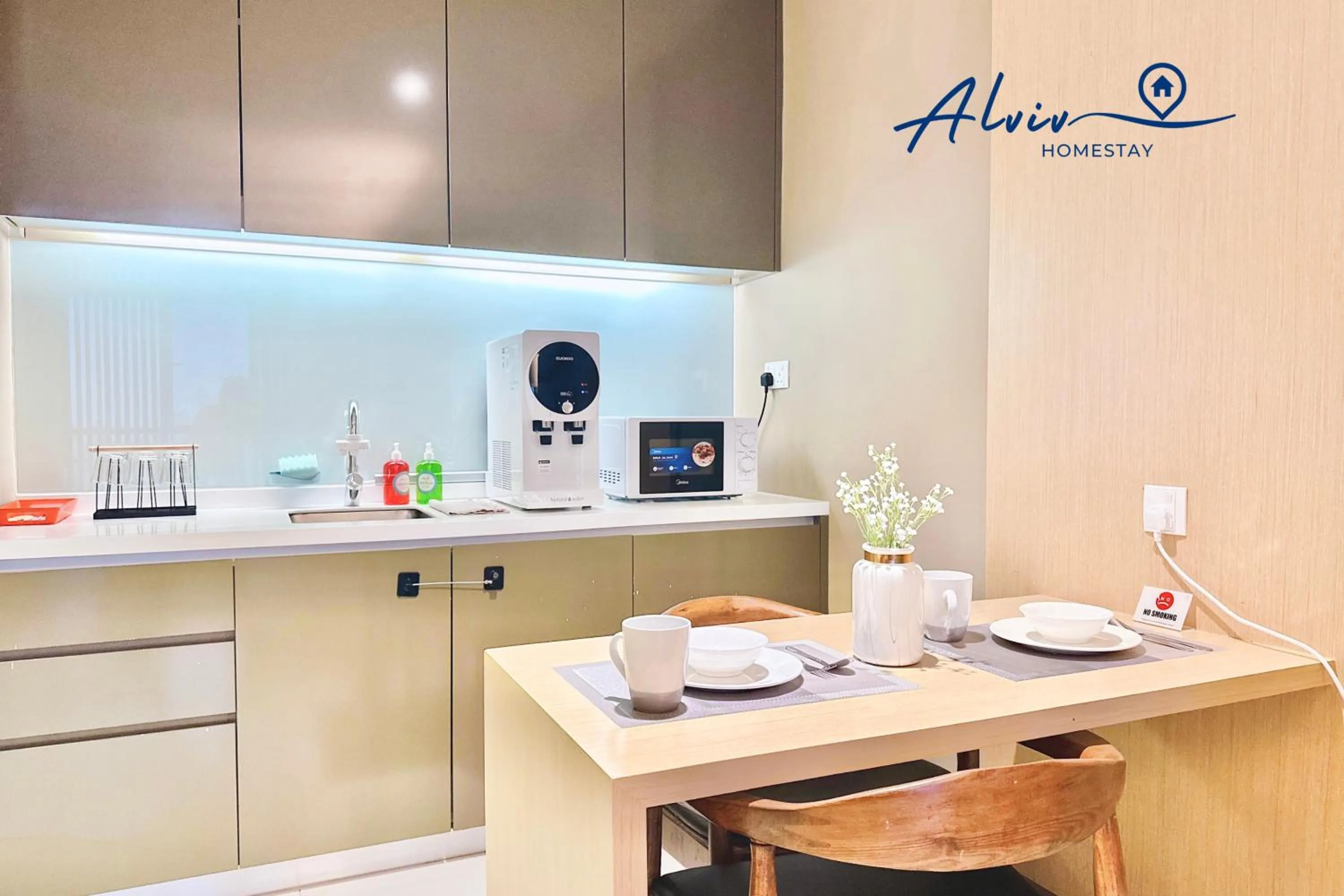 Dining area in Alviv 99 Suites I Family Suite I 4-7 pax I 5minsMelakaCruise I JonkerSt