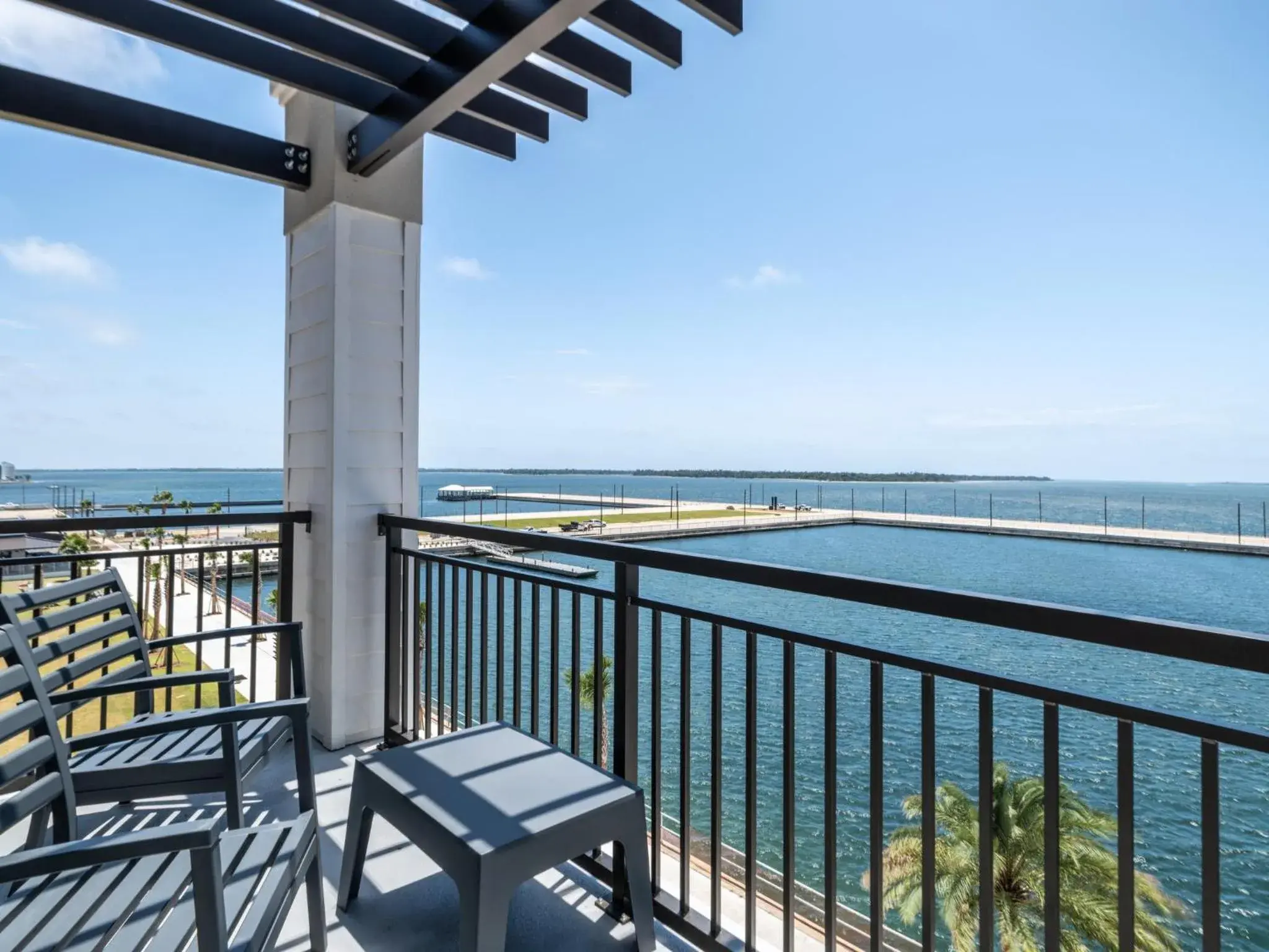 Premium Two Queens Room with Balcony - Communications Accessible in Hotel Indigo - Panama City Marina by IHG Premium Two Queens Room with Balcony - Communications Accessible in Hotel Indigo - Panama City Marina by IHG