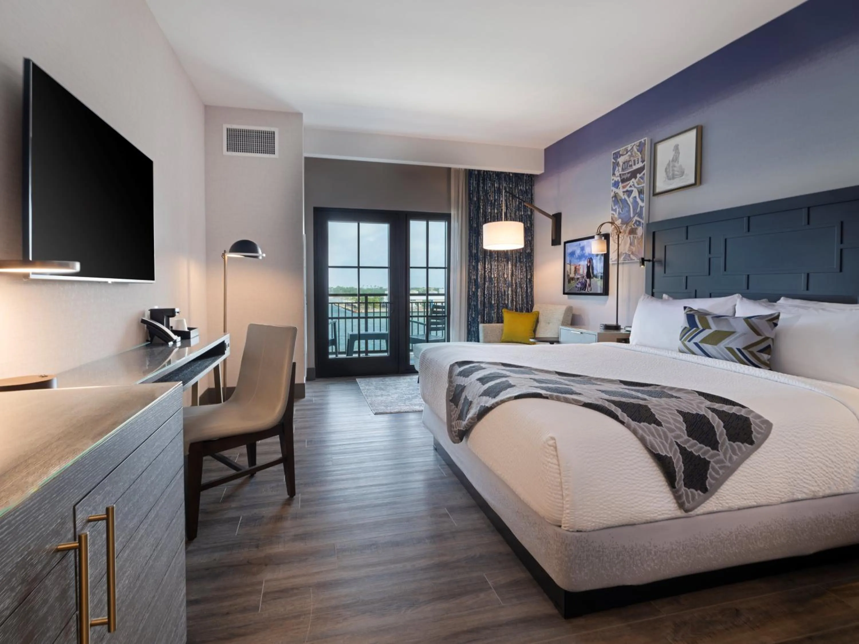 Photo of the whole room, Bed in Hotel Indigo - Panama City Marina by IHG