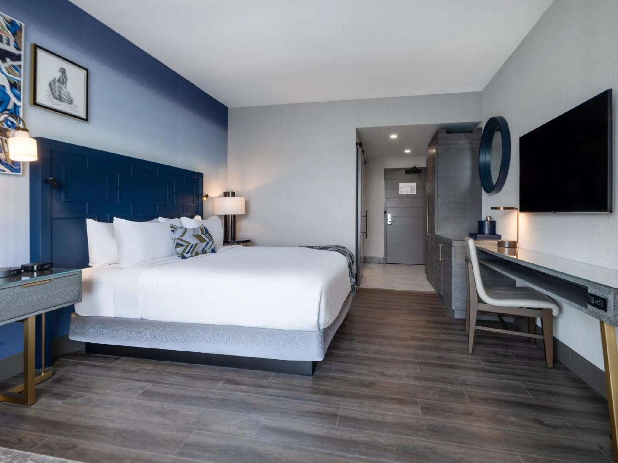 Photo of the whole room, Bed in Hotel Indigo - Panama City Marina by IHG