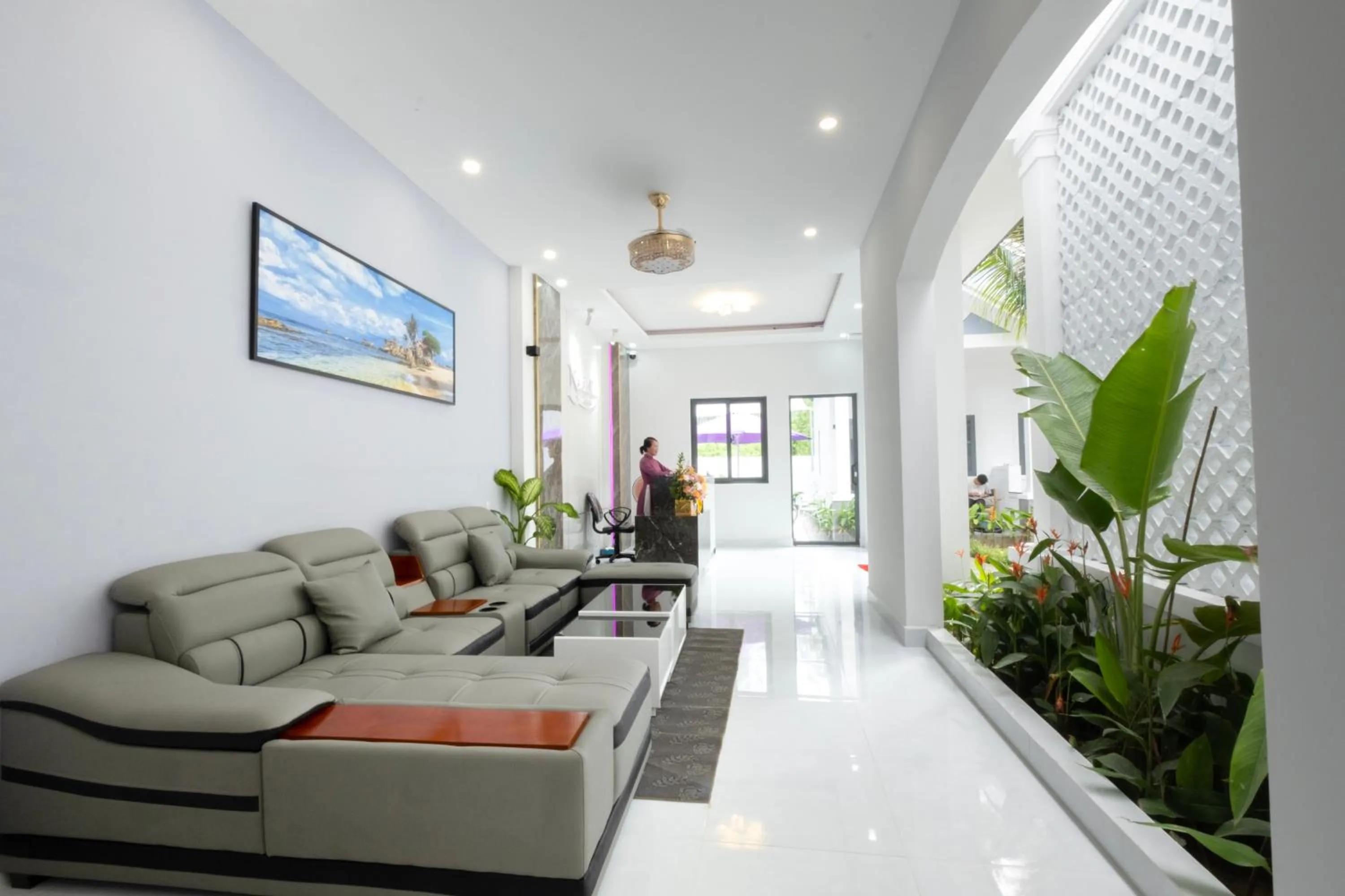 Property building in NatalieLe's Homestay