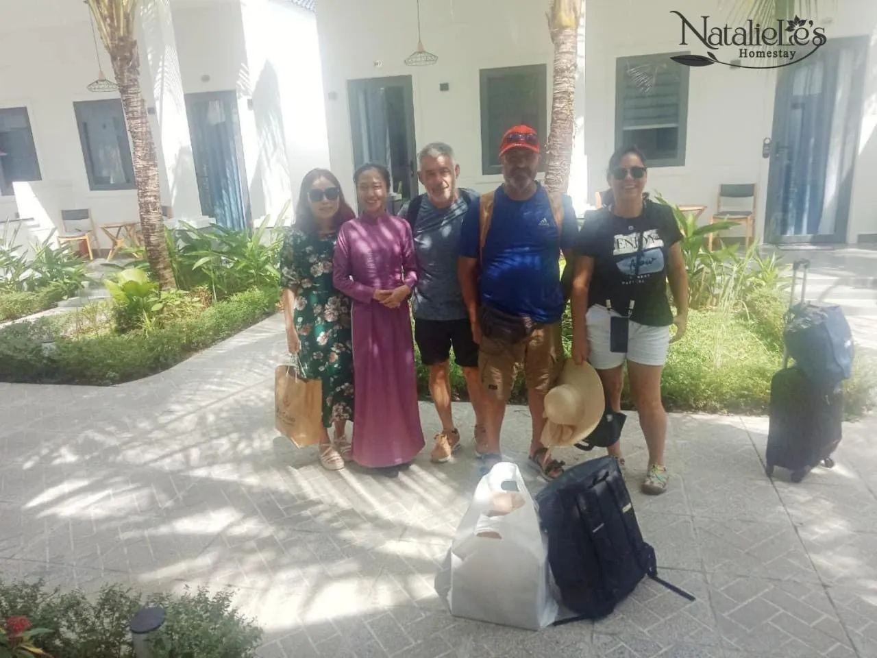 group of guests in NatalieLe's Homestay