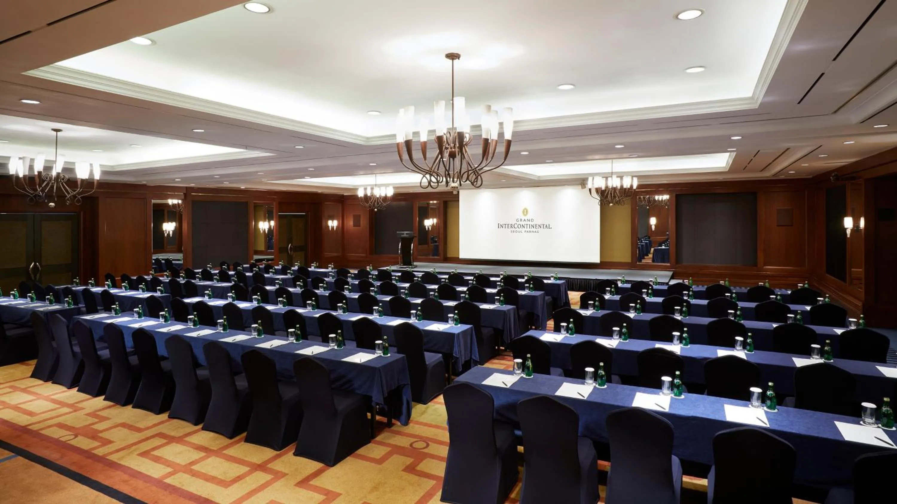 Meeting/conference room in Grand InterContinental Seoul Parnas by IHG