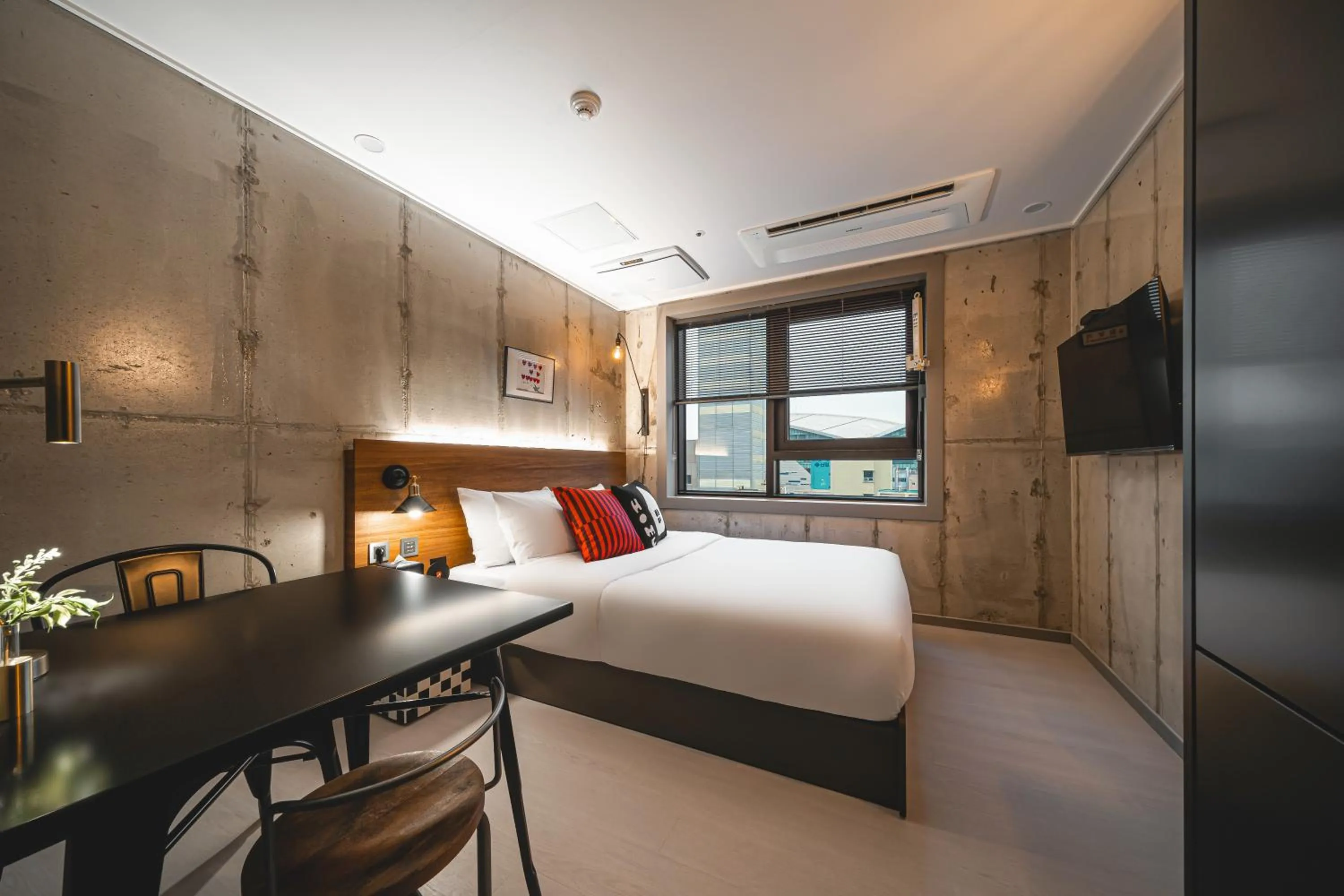 Bedroom, Bed in Urbanstay Boutique Nampo BIFF