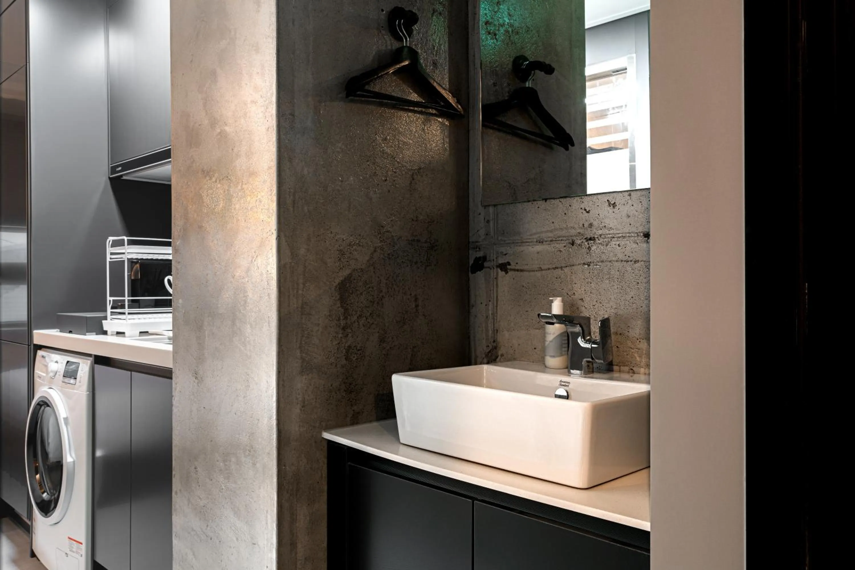 washing machine in Urbanstay Boutique Nampo BIFF