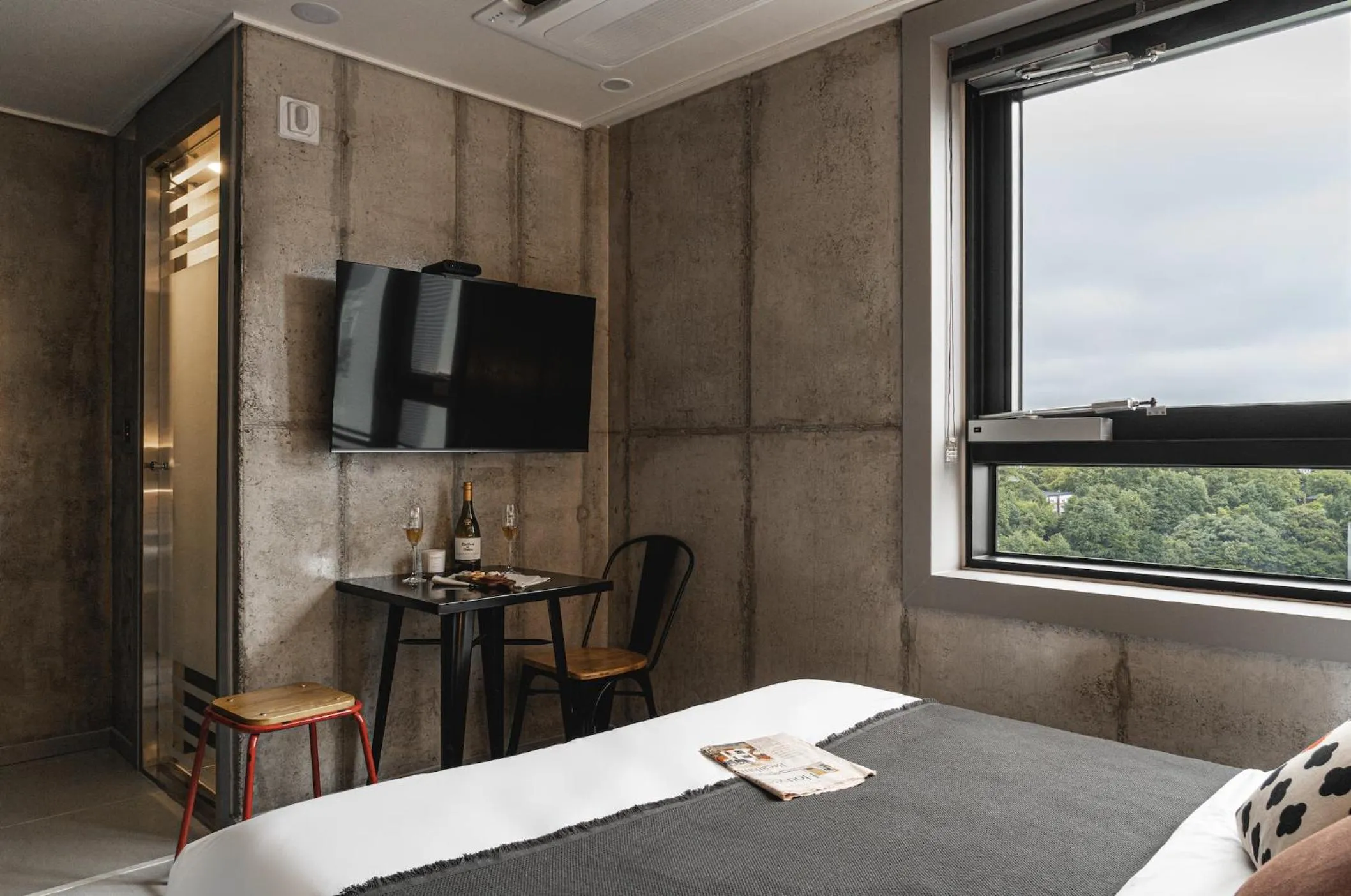 Bed in Urbanstay Boutique Nampo BIFF